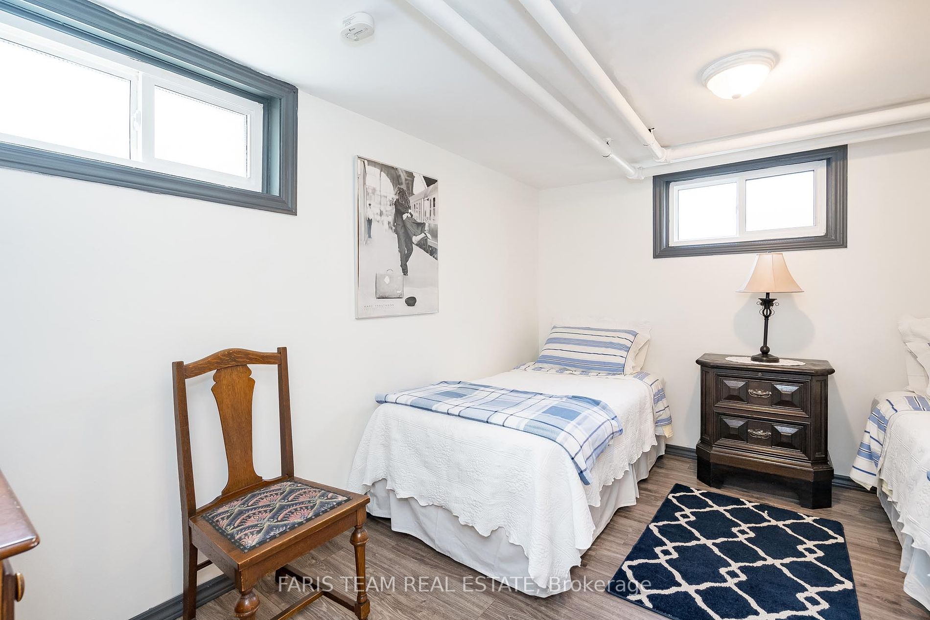 208 Edward St Property Photo 14