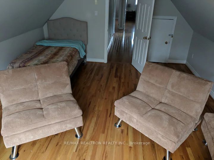 1705 Tiny Beaches Rd N Property Photo 3