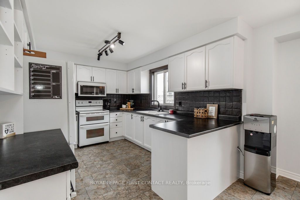 30 Livia Herman Way Property Photo 2