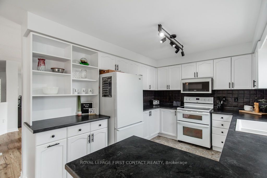 30 Livia Herman Way Property Photo 3