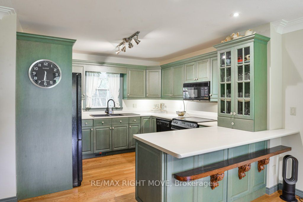 1390 Warminster Side Road Property Photo 11