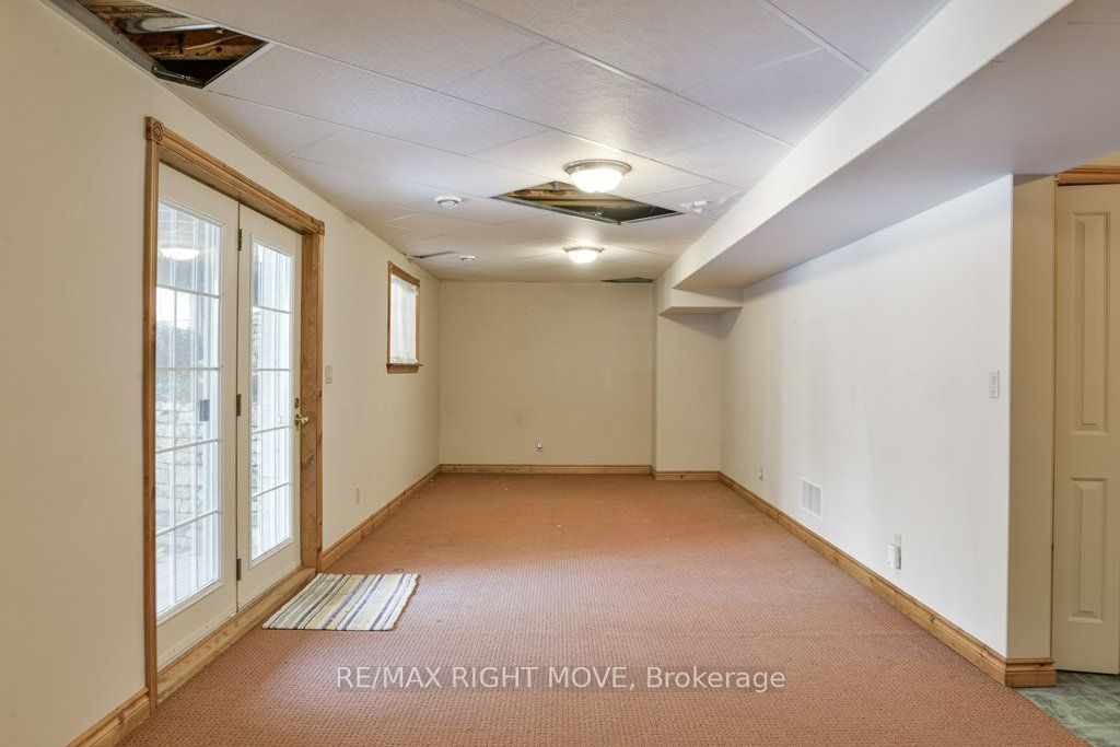1390 Warminster Side Road Property Photo 24