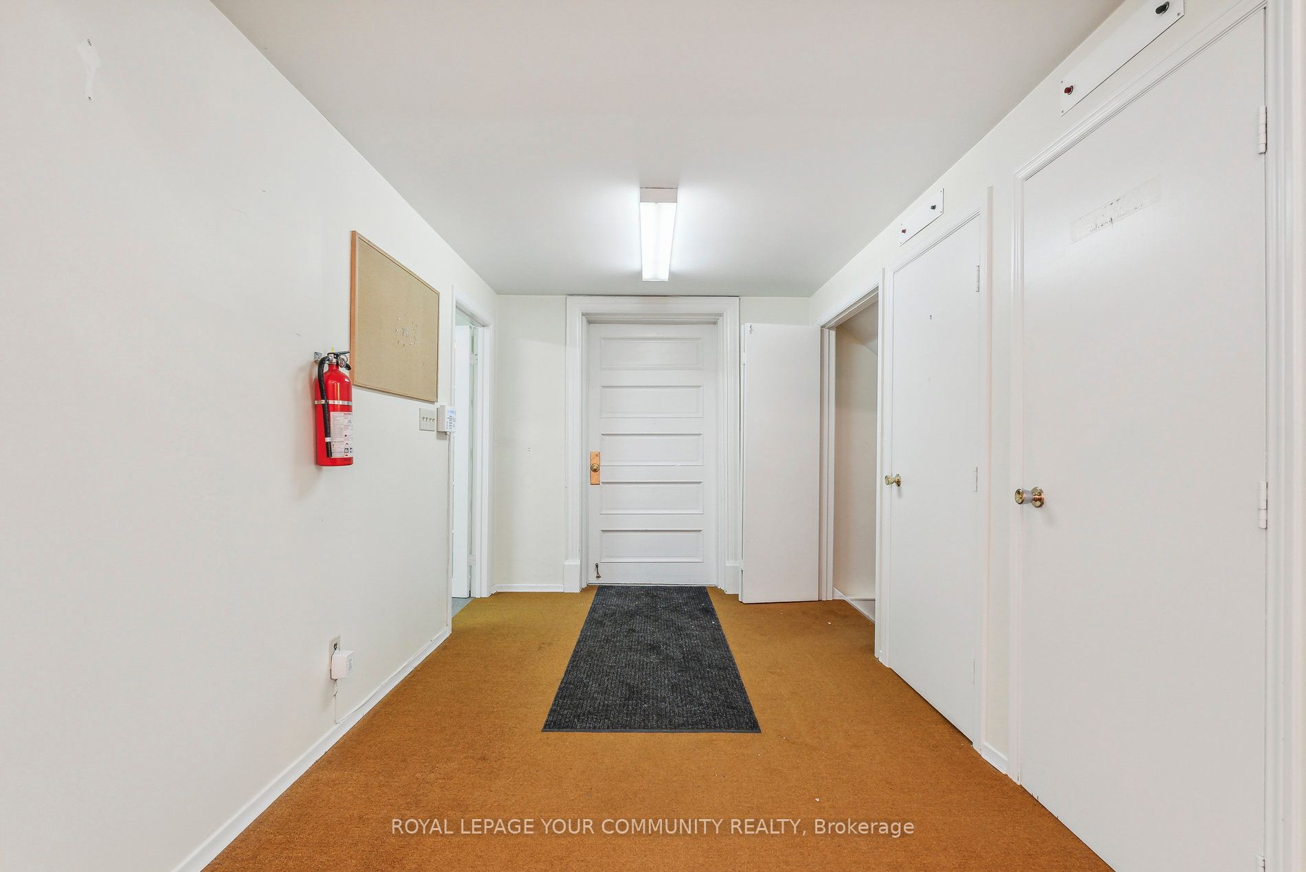 364 Regent St Property Photo 39