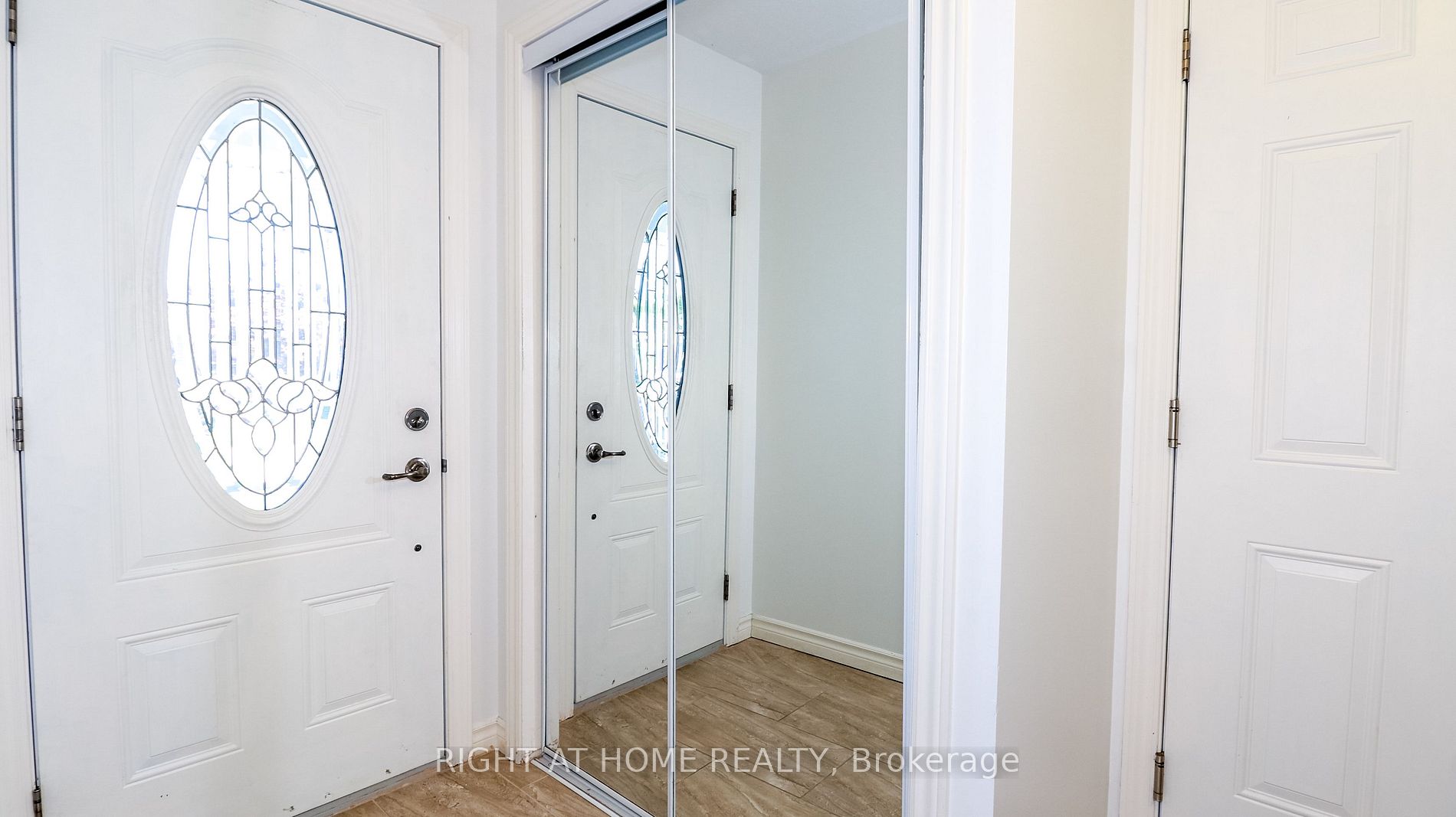 14 Illinois Cres Property Photo 19