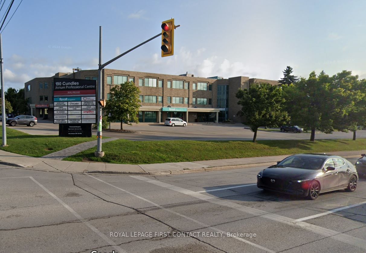 #201D - 190 Cundles Road Property Photo 1