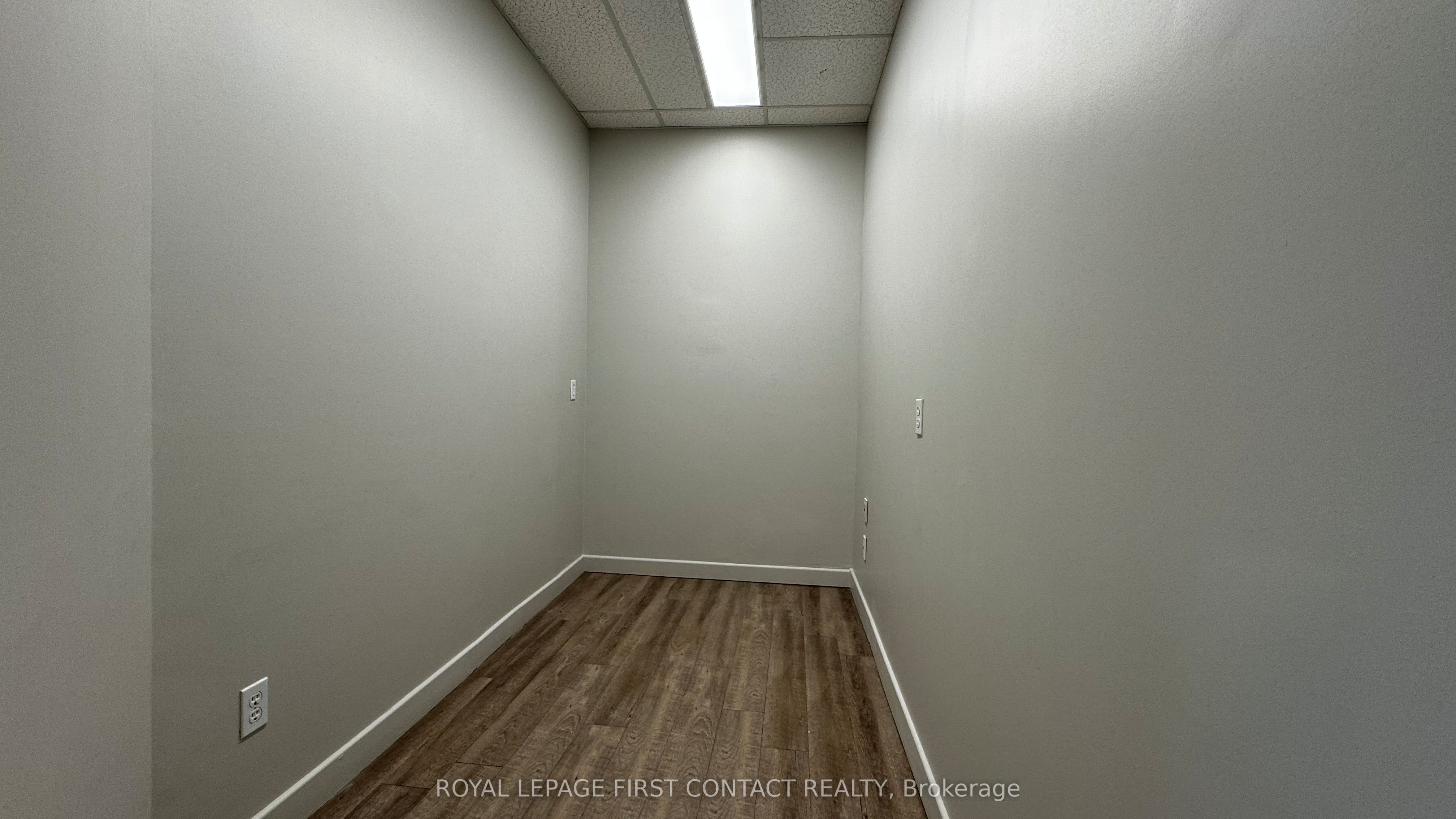 #201d - 190 Cundles Road Property Photo 16