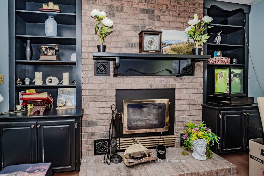5 Thicketwood Place Property Photo 8