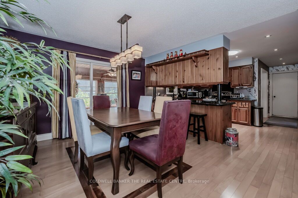 5 Thicketwood Place Property Photo 12