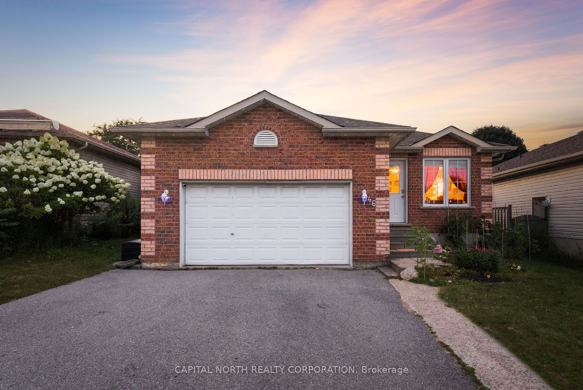 46 Hanmer St E Property Photo 1