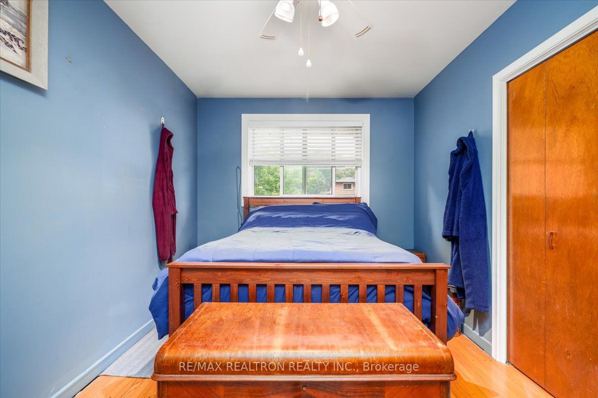16 Charlbrook Ave Property Photo 5