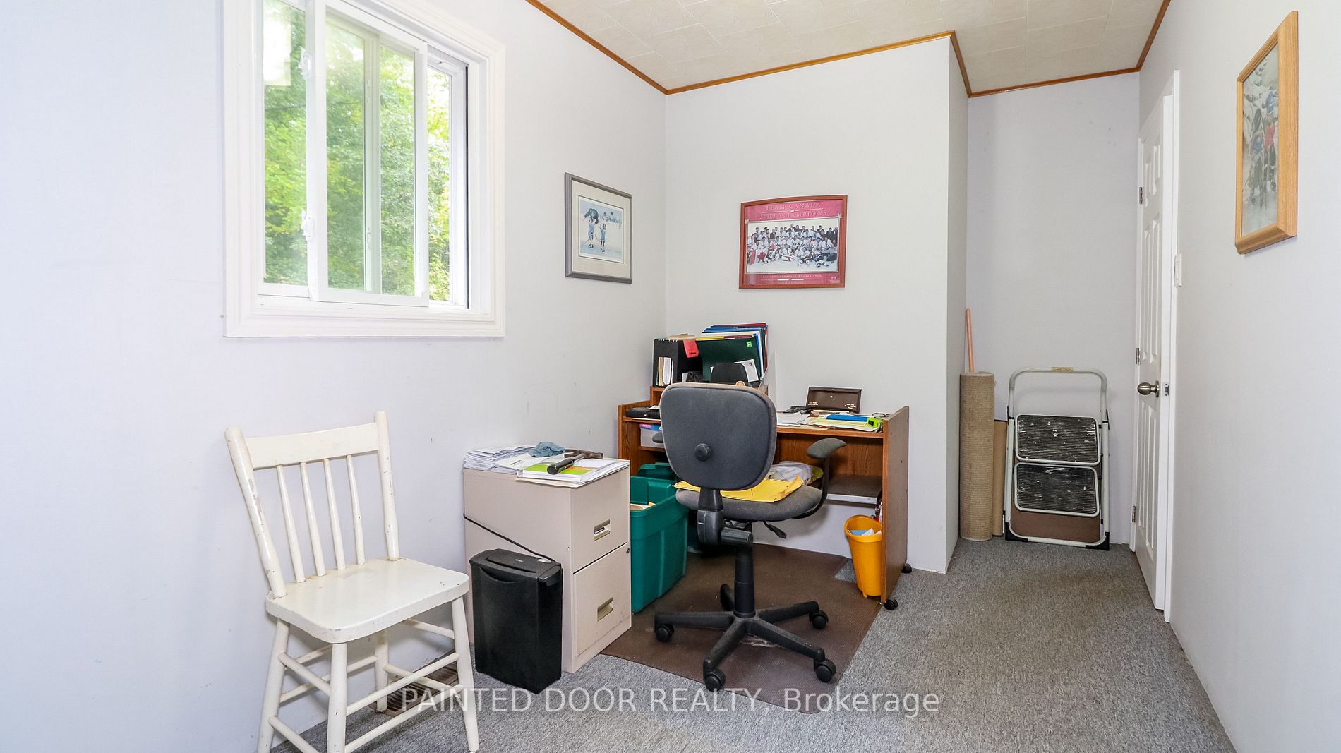 350 5 W Property Photo 5