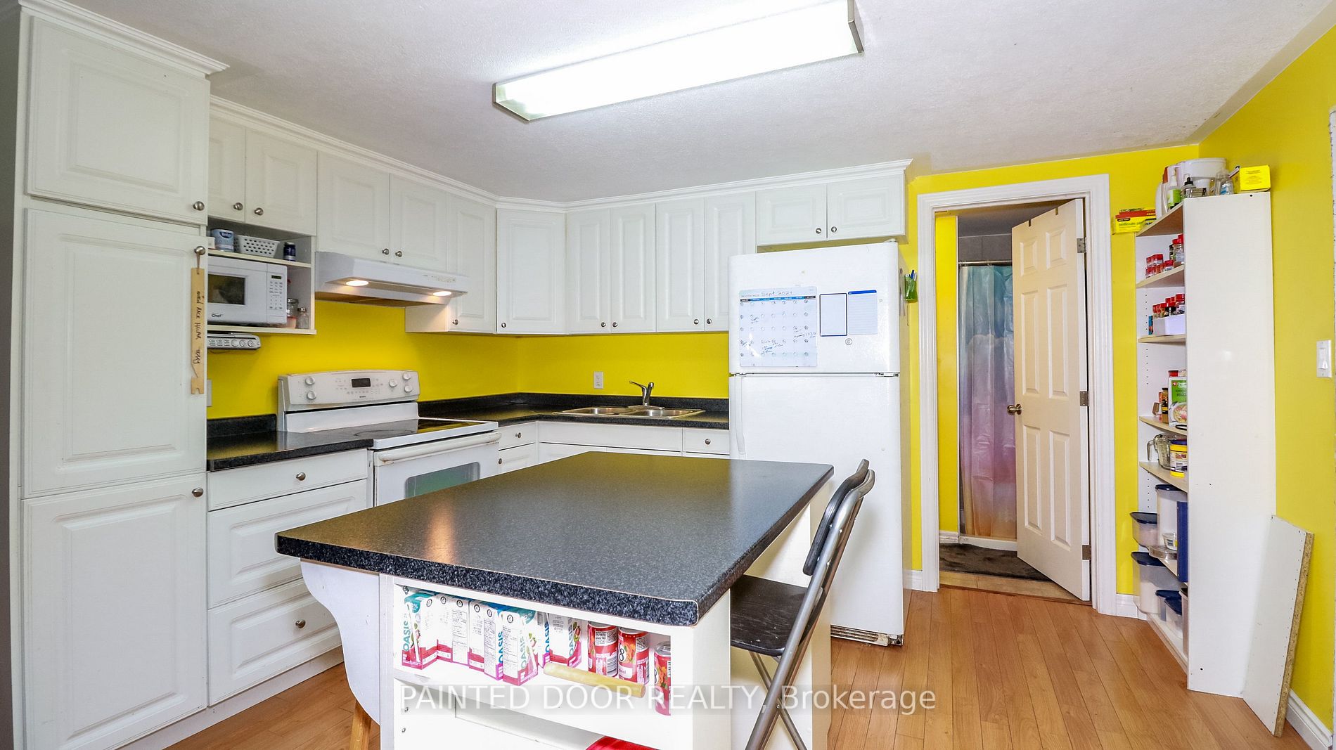 350 5 W Property Photo 20