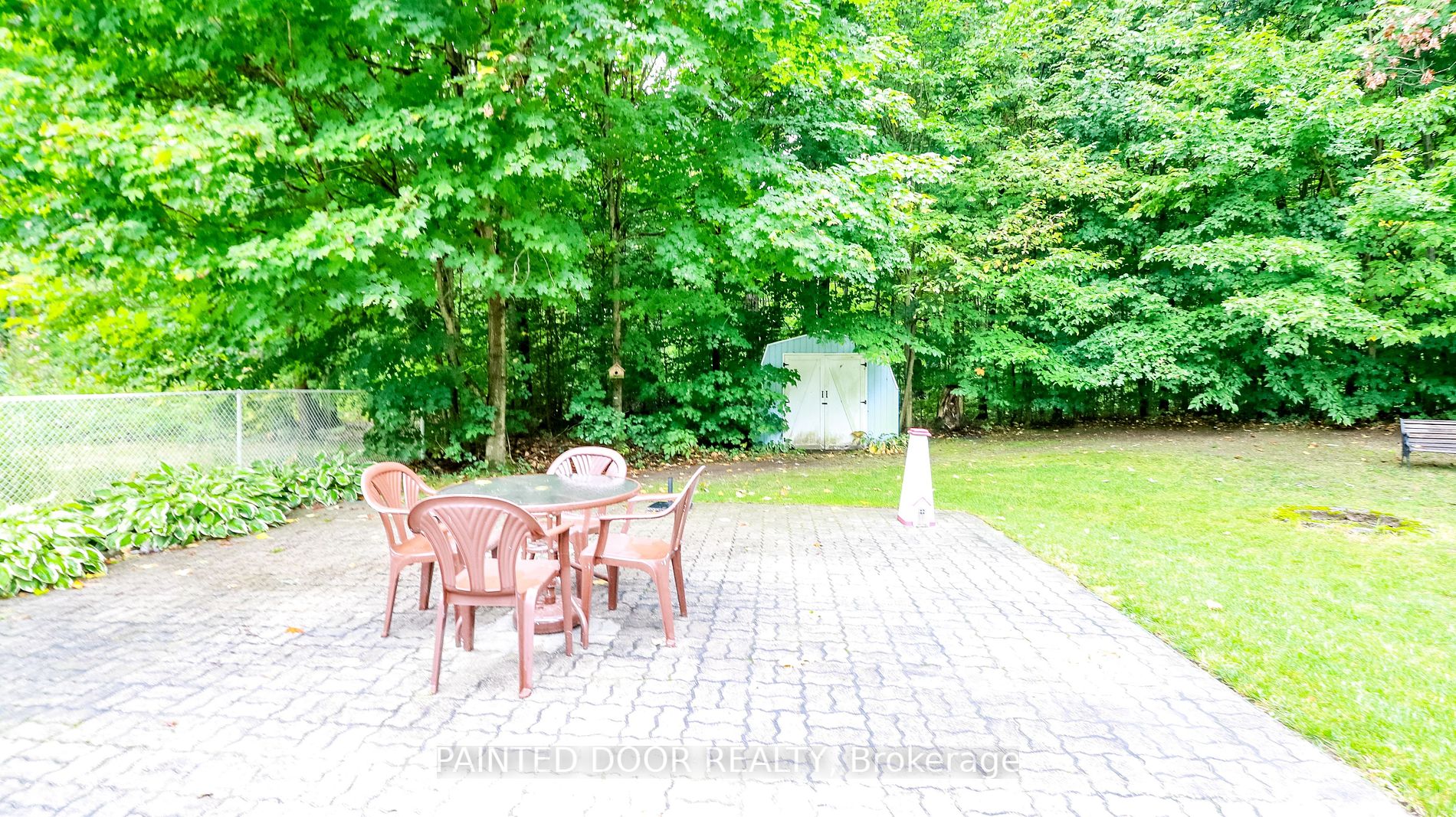 350 5 W Property Photo 27