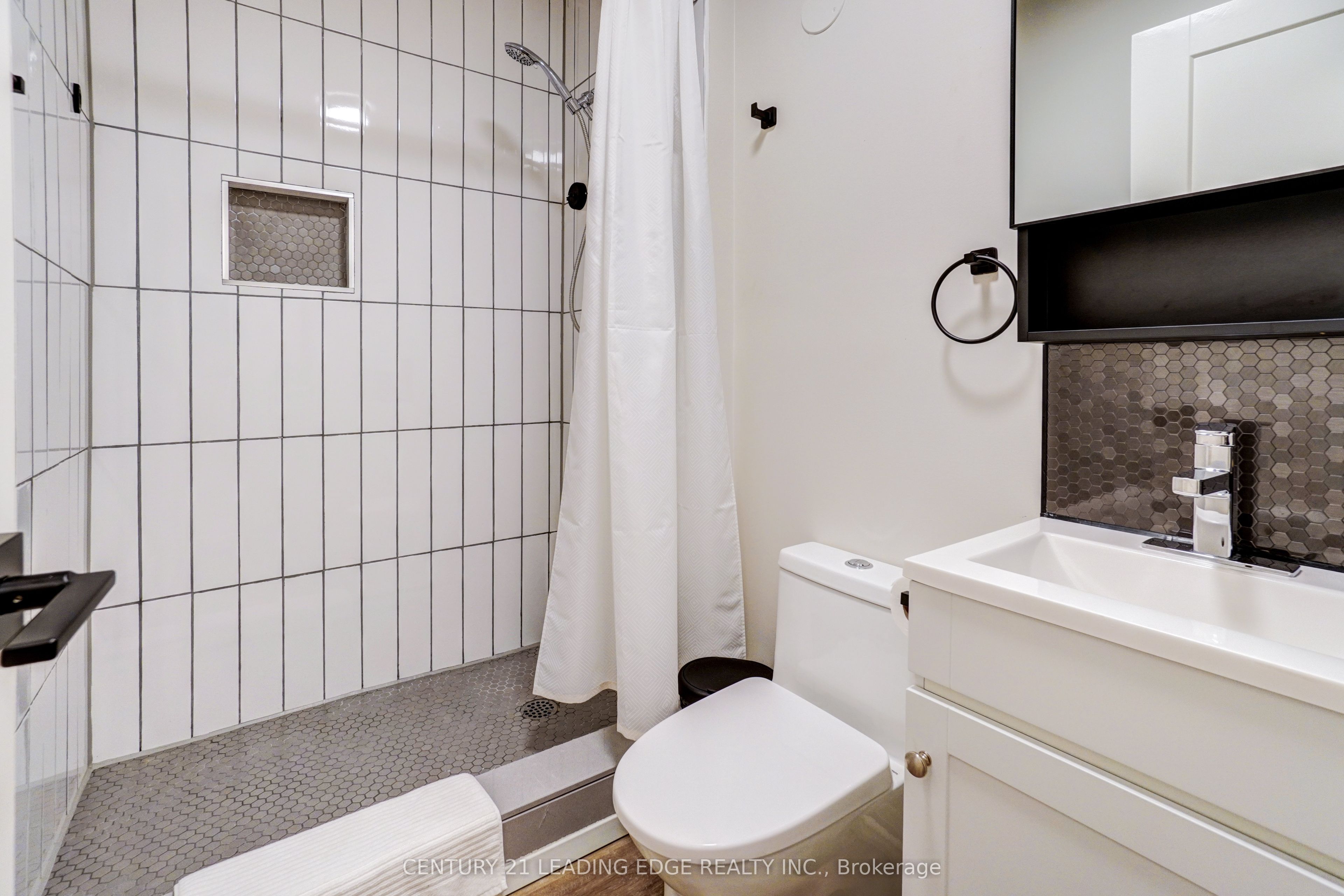 148 Mosley Street Property Photo 29