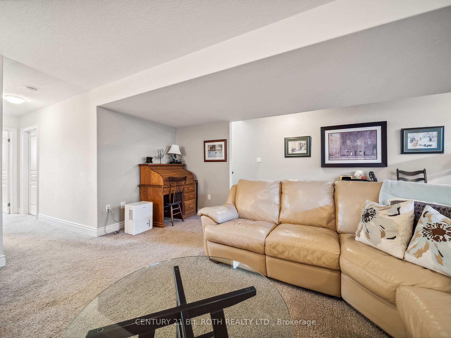 35 Grace Cres Property Photo 18