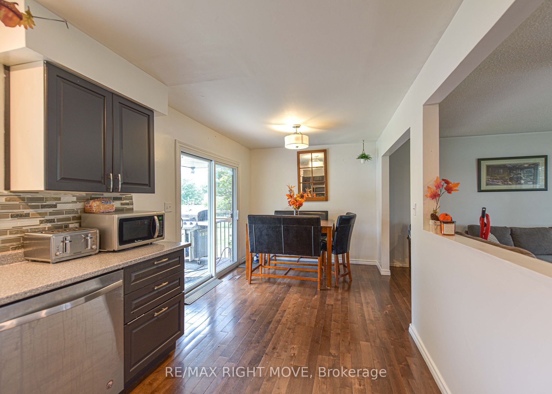 8732 Hwy 12 Property Photo 11