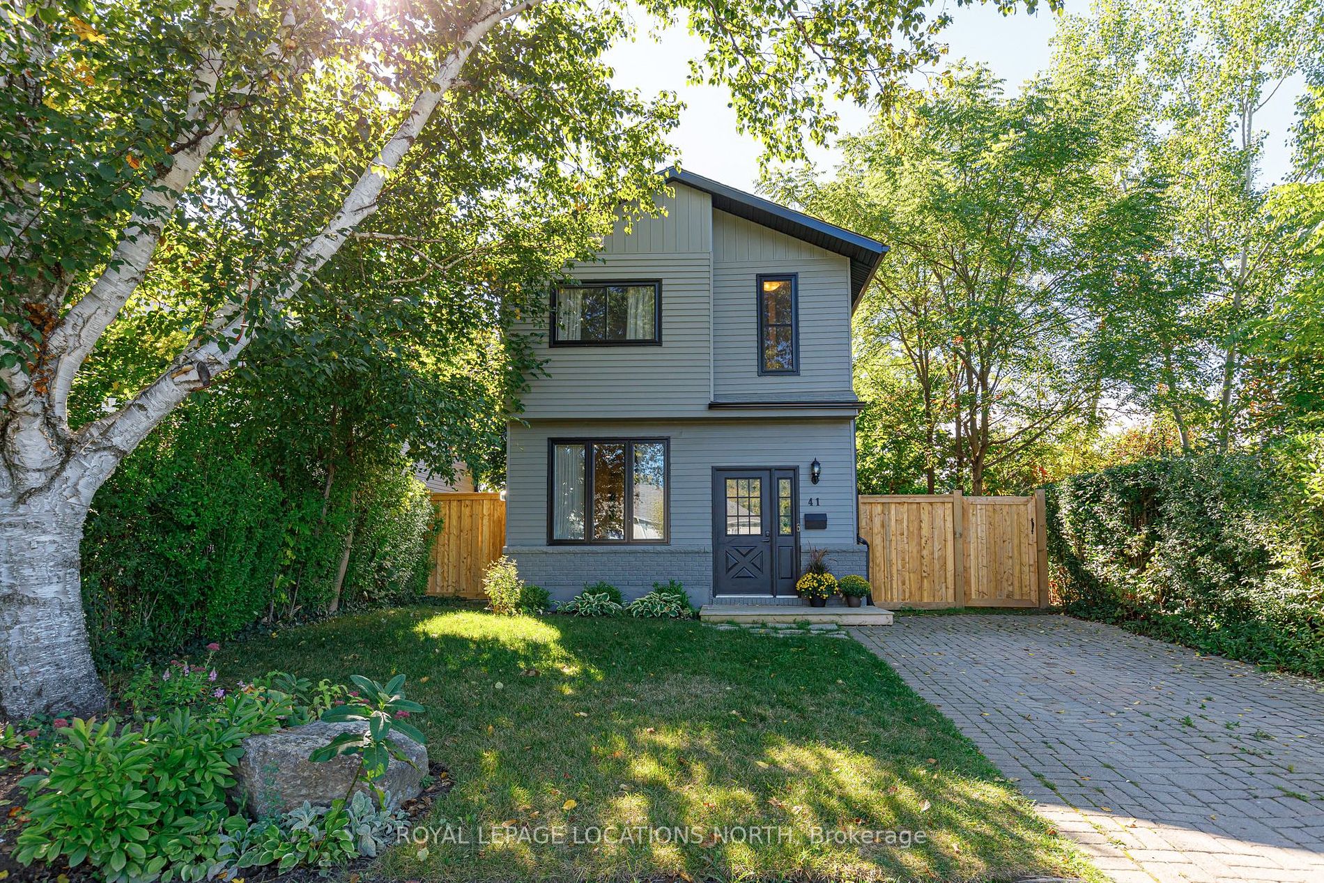 41 Leslie Dr Property Photo 1