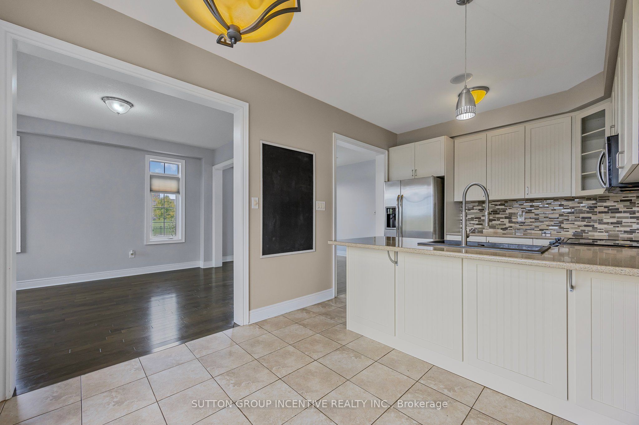 76 Forsyth Crescent Property Photo 12