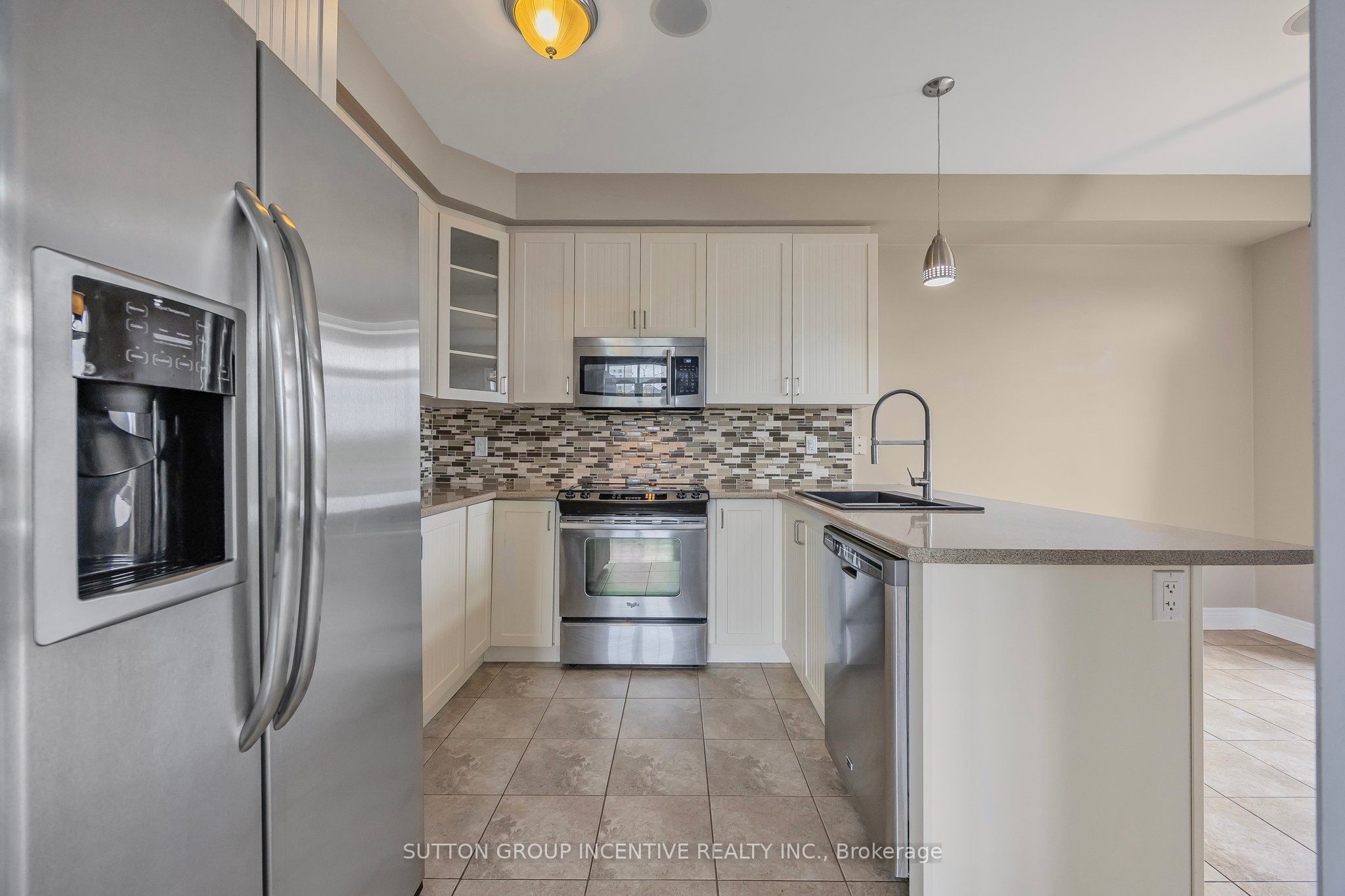 76 Forsyth Crescent Property Photo 14