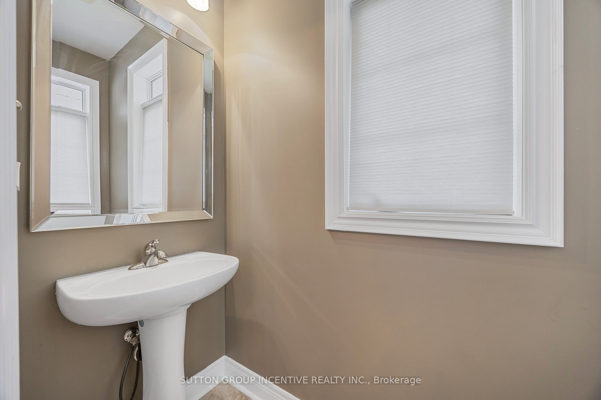 76 Forsyth Crescent Property Photo 26
