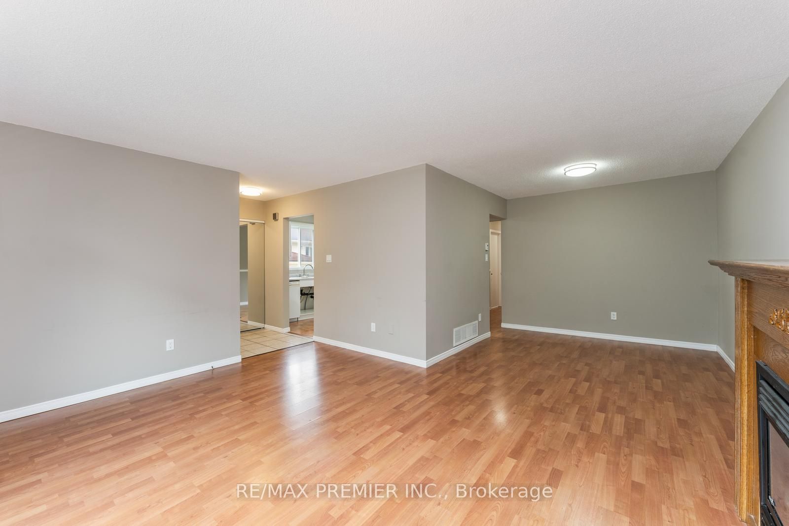 22 Bristow Crt Property Photo 28