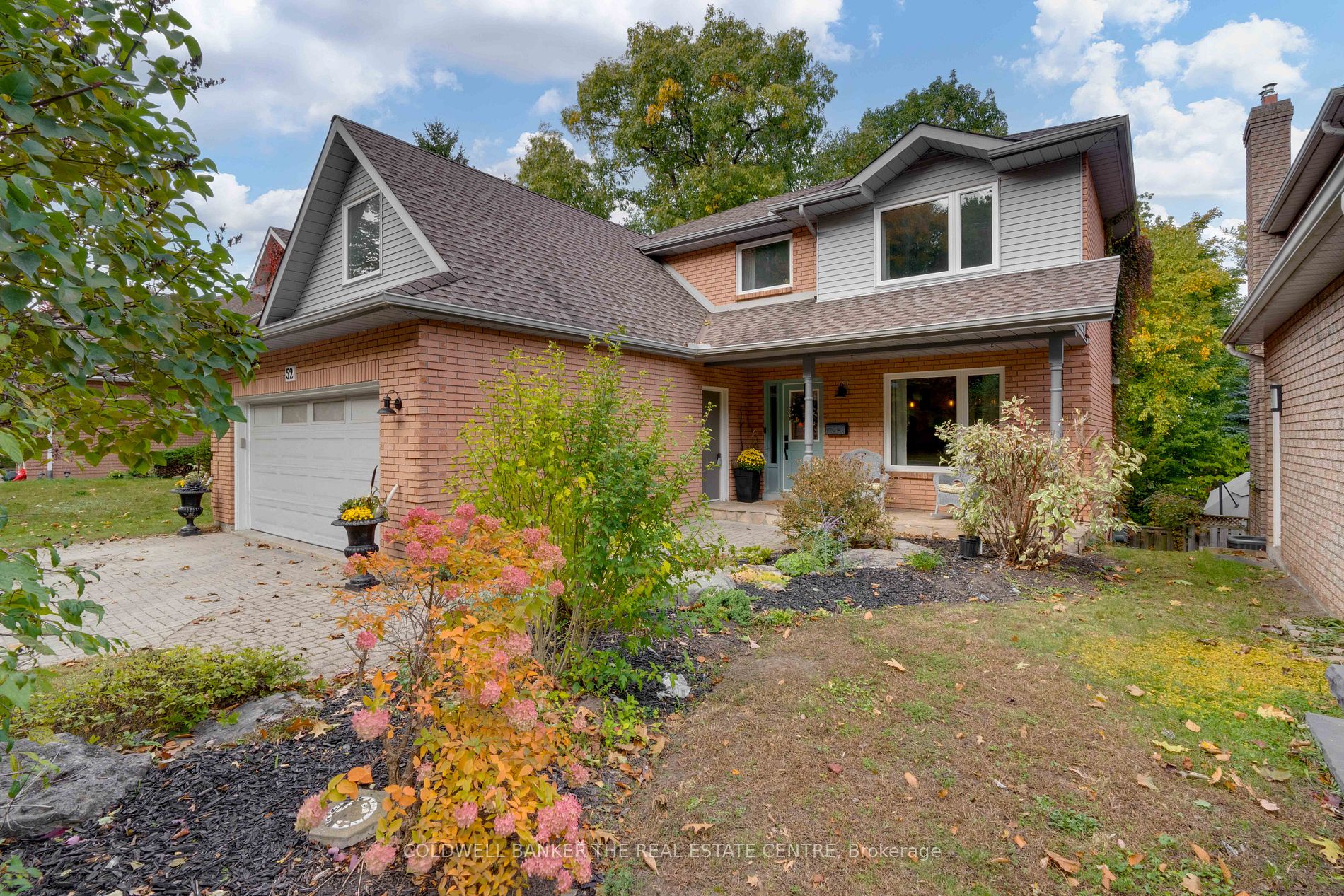 52 Mayfair Dr Property Photo