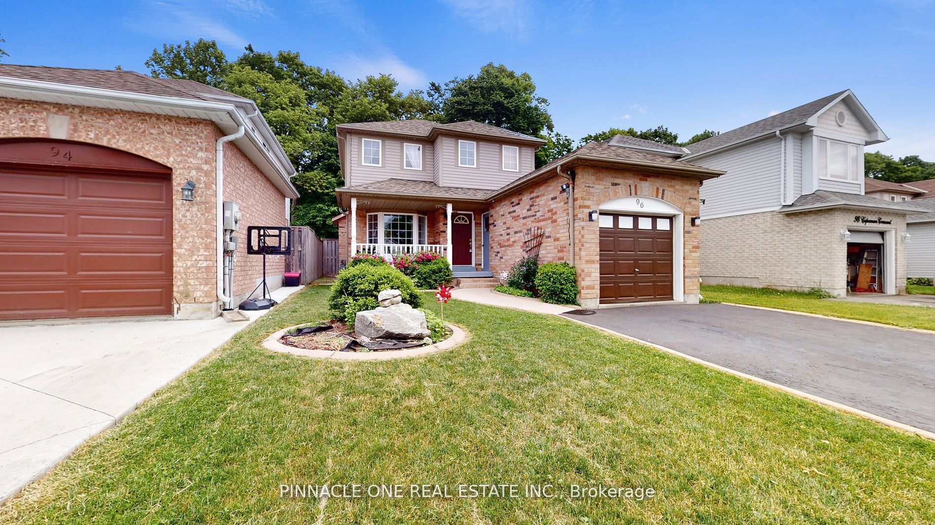 96 Copeman Cres Property Photo