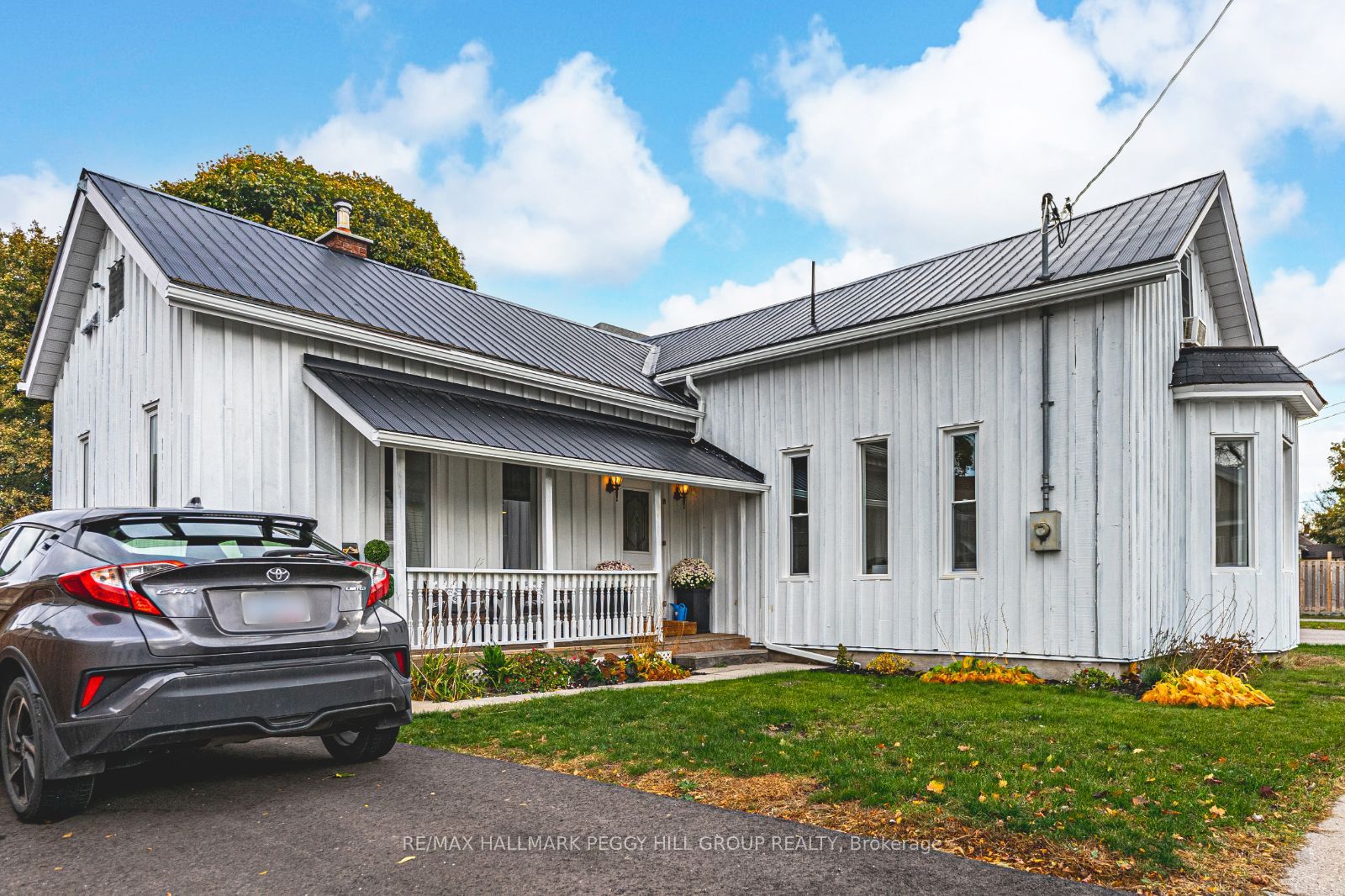 131 Sanford St Property Photo