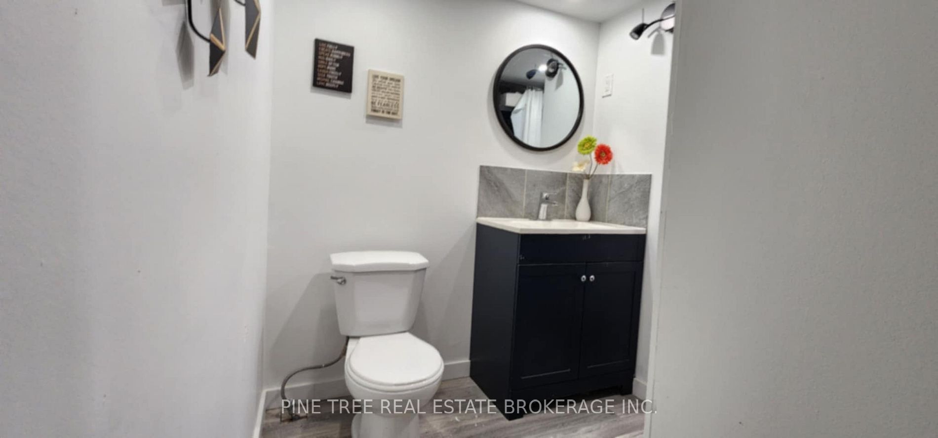 5734 Highway 12 Property Photo 4