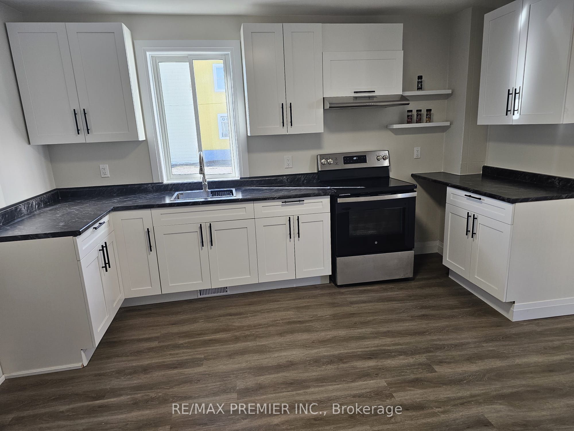 43 Kirkpatrick Street Property Photo 5