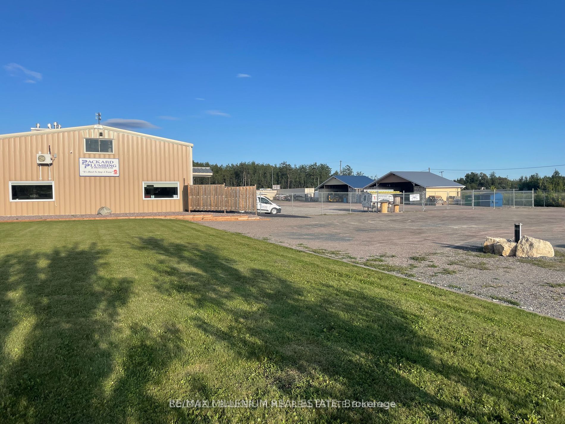 8231 Industrial Park Road Property Photo 4
