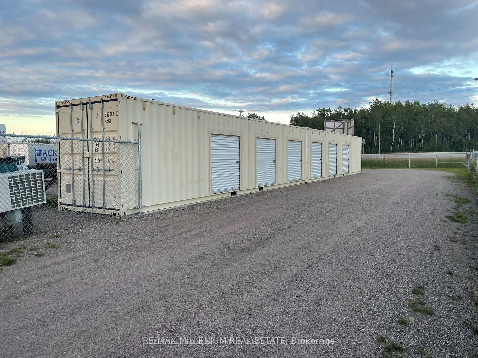 8231 Industrial Park Road Property Photo 15