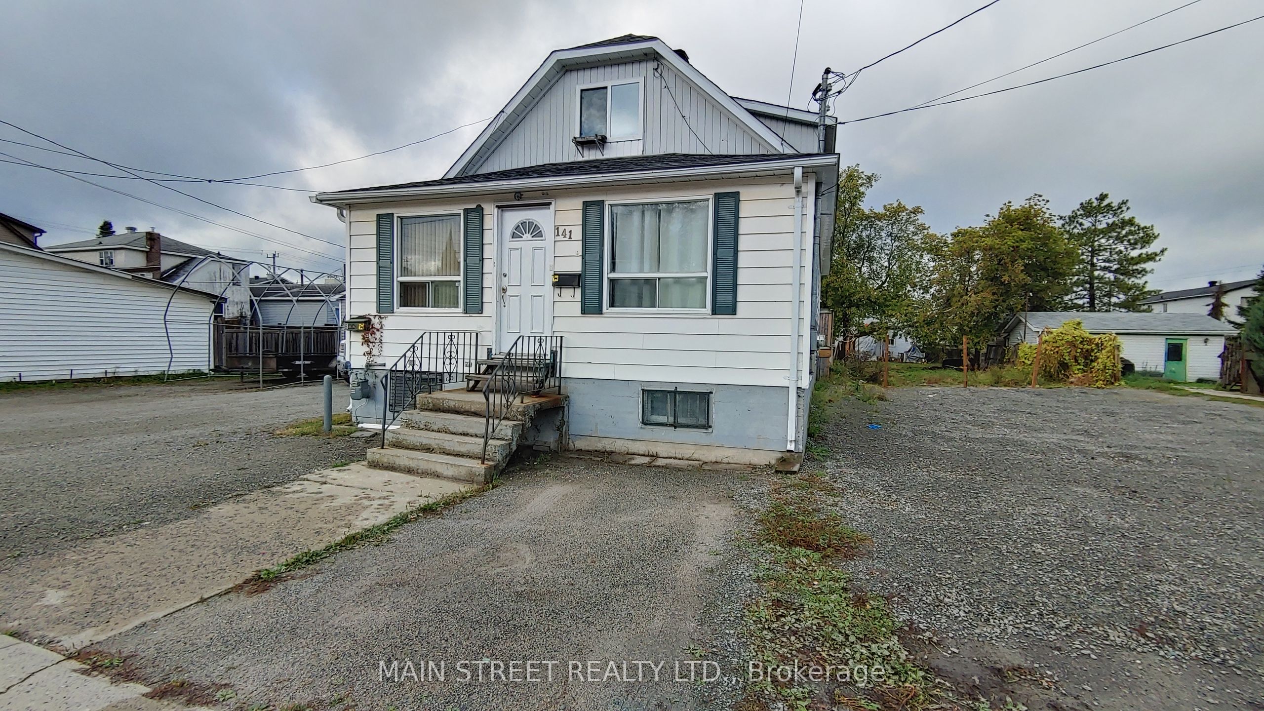 141 Balsam Street Property Photo