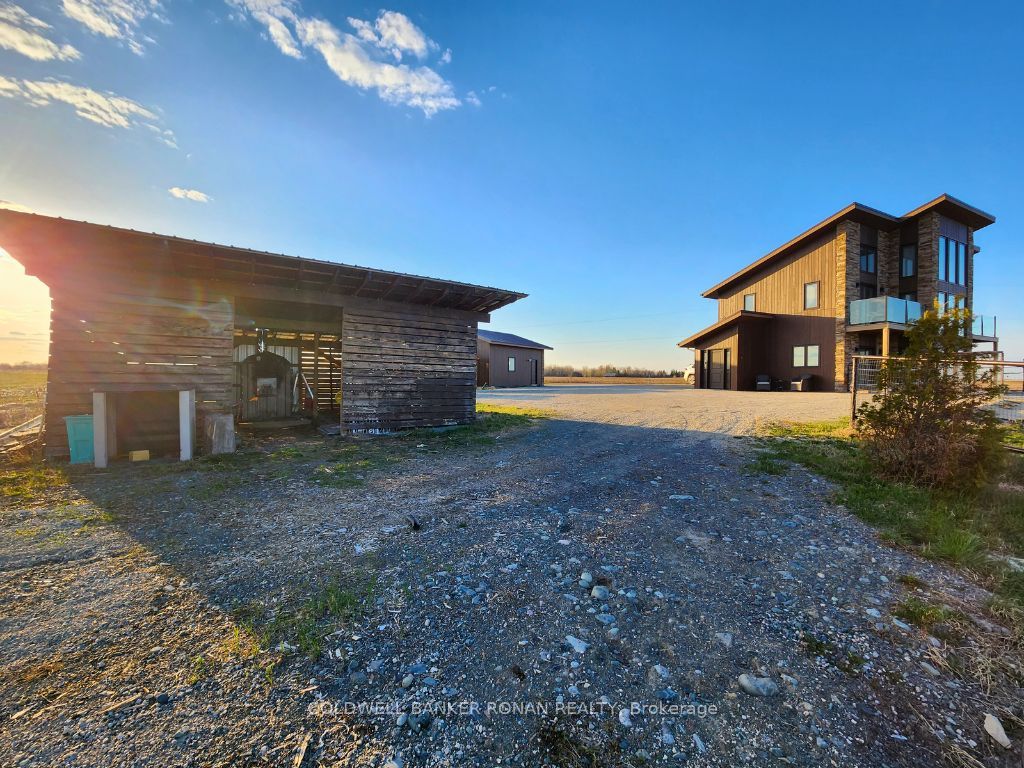 328535 Highway 560 N/a Property Photo 9