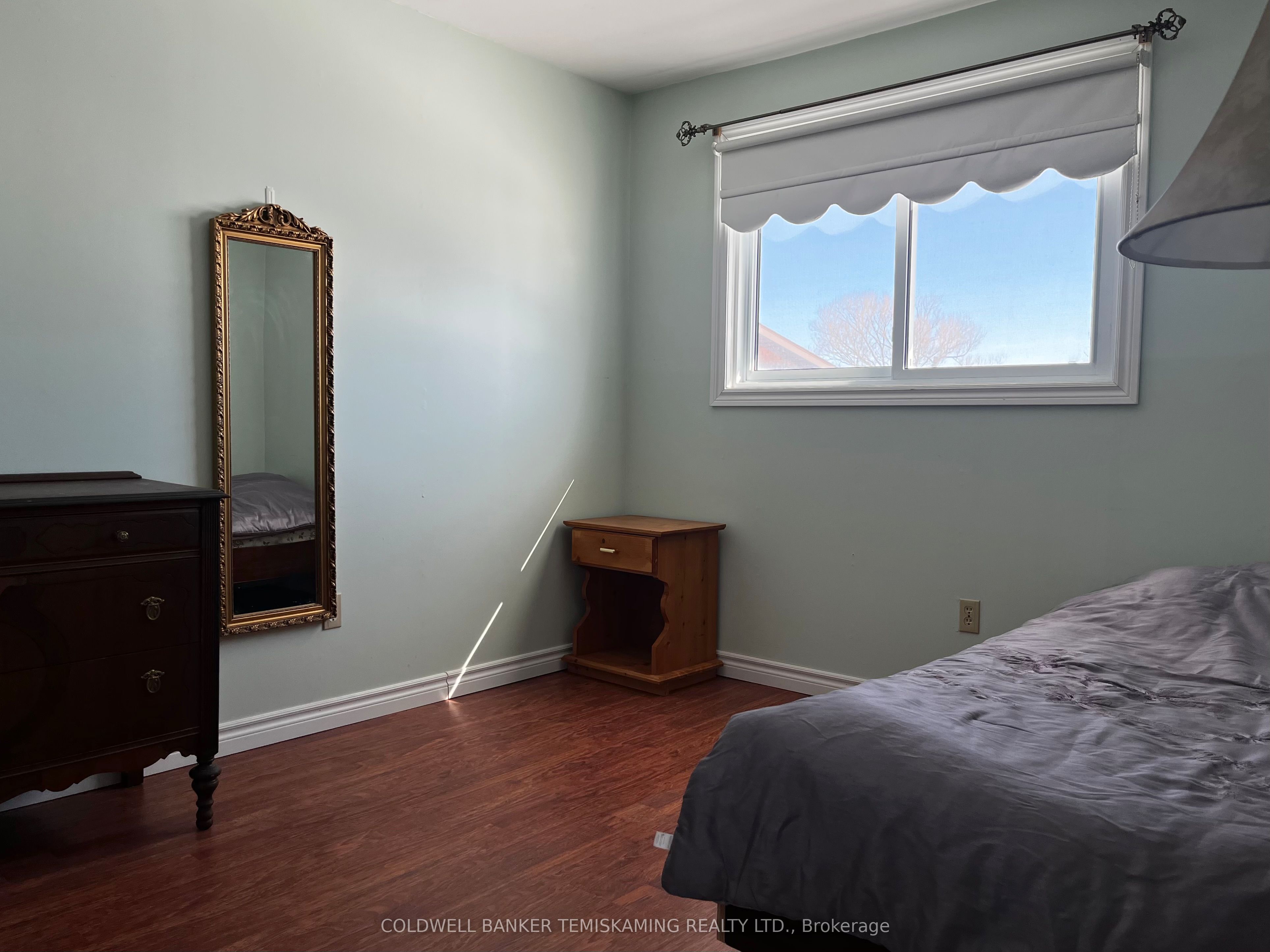 495 Lakeshore Road Property Photo 14