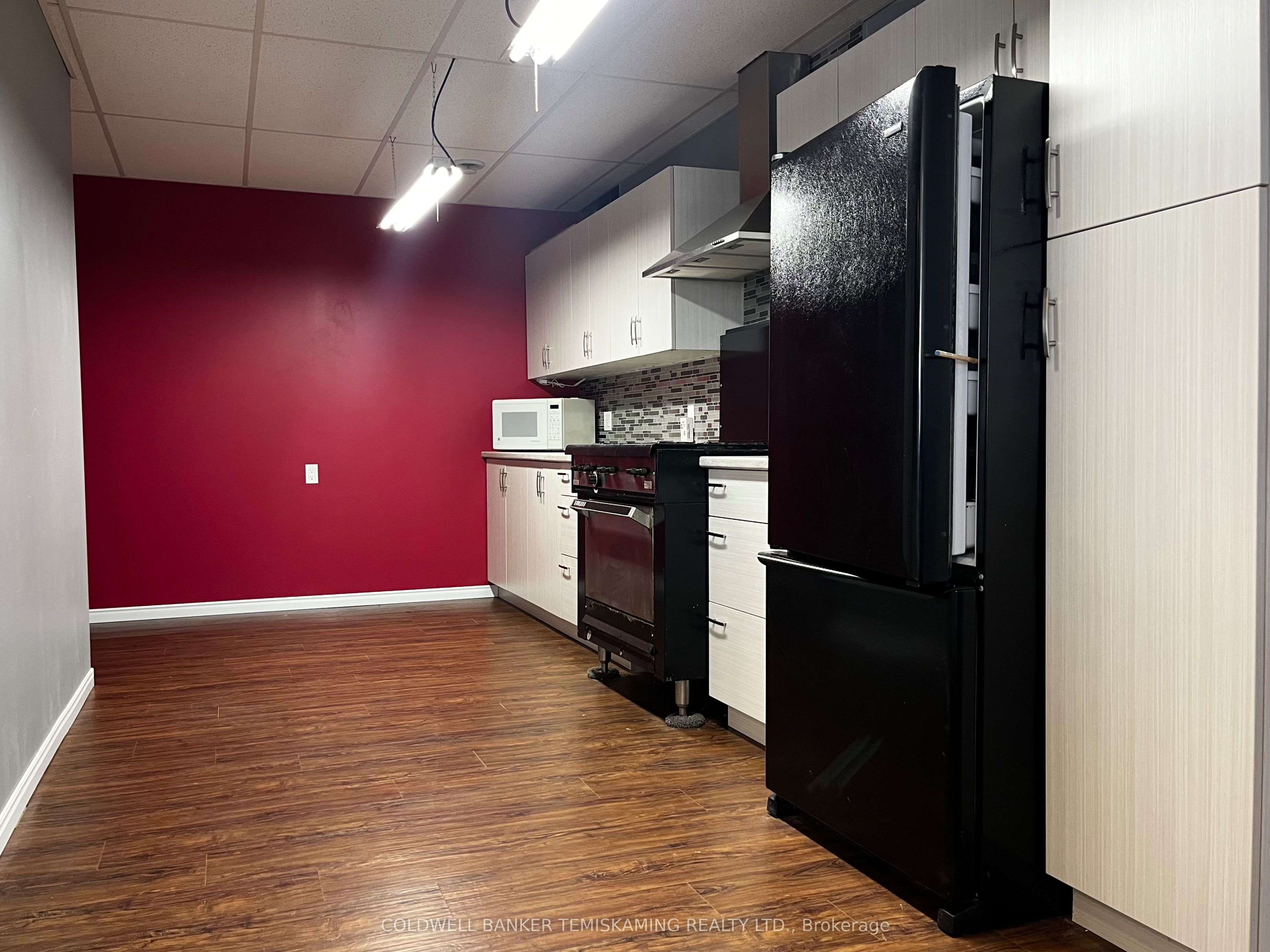 495 Lakeshore Road Property Photo 24