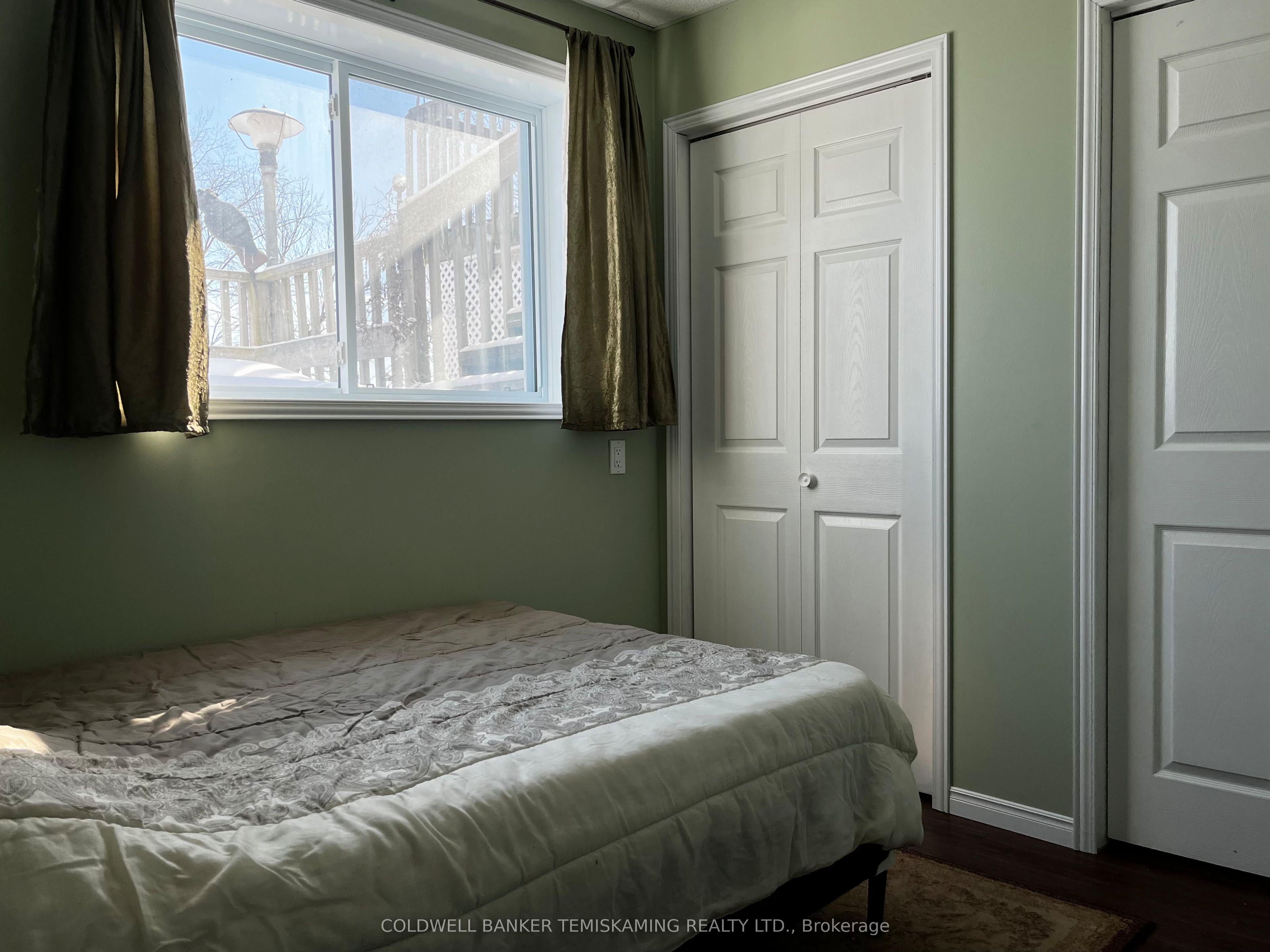 495 Lakeshore Road Property Photo 25