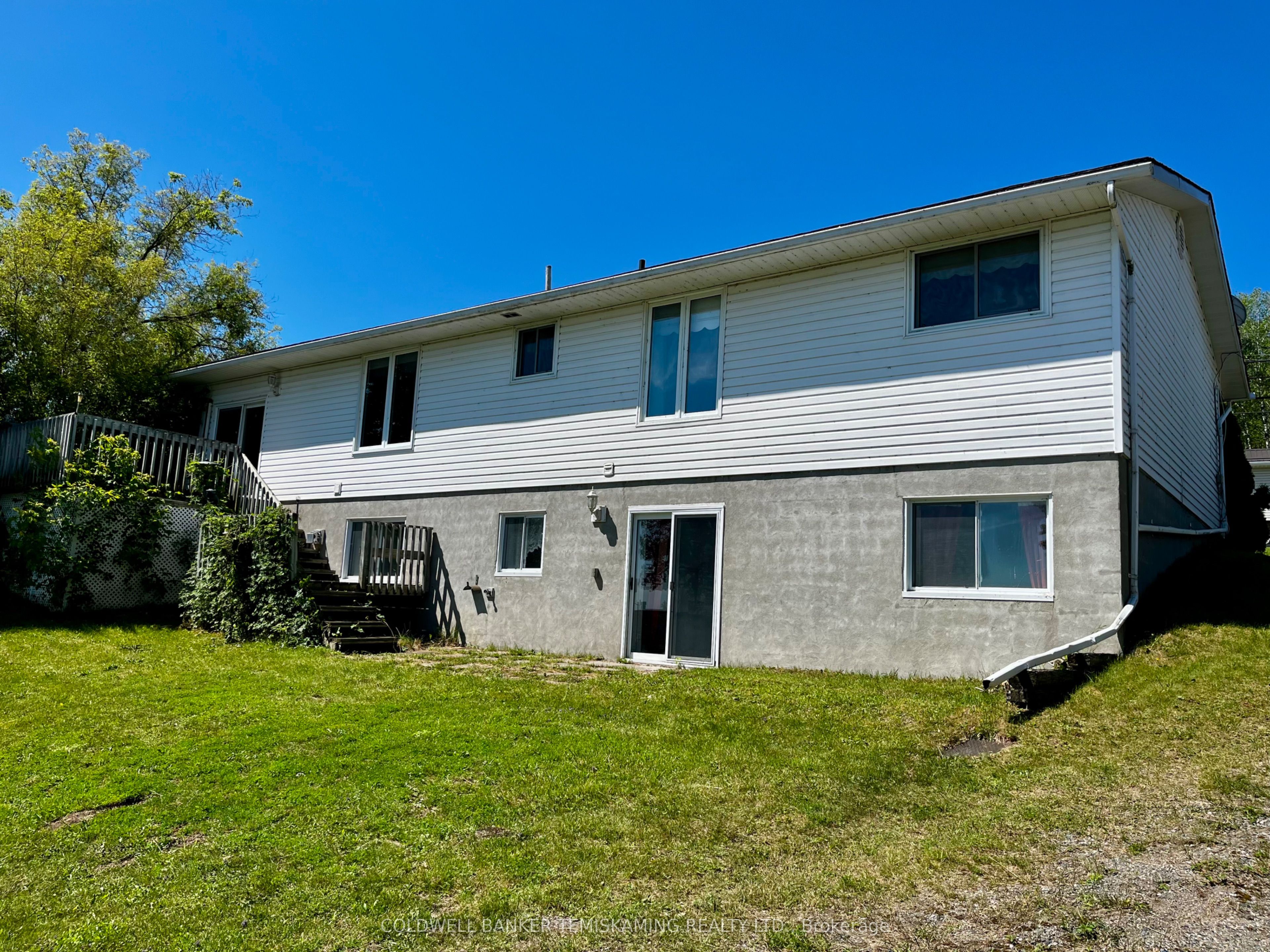 495 Lakeshore Road Property Photo 32