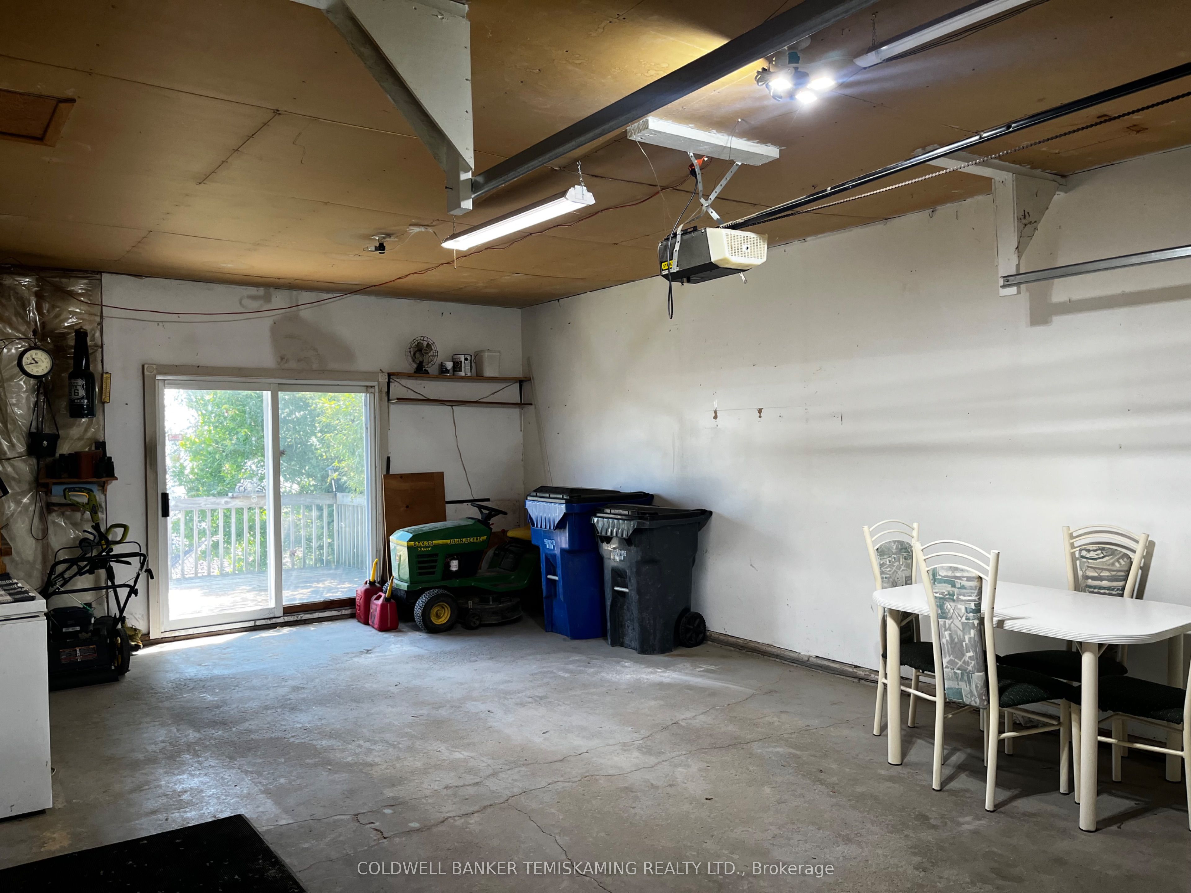 495 Lakeshore Road Property Photo 36
