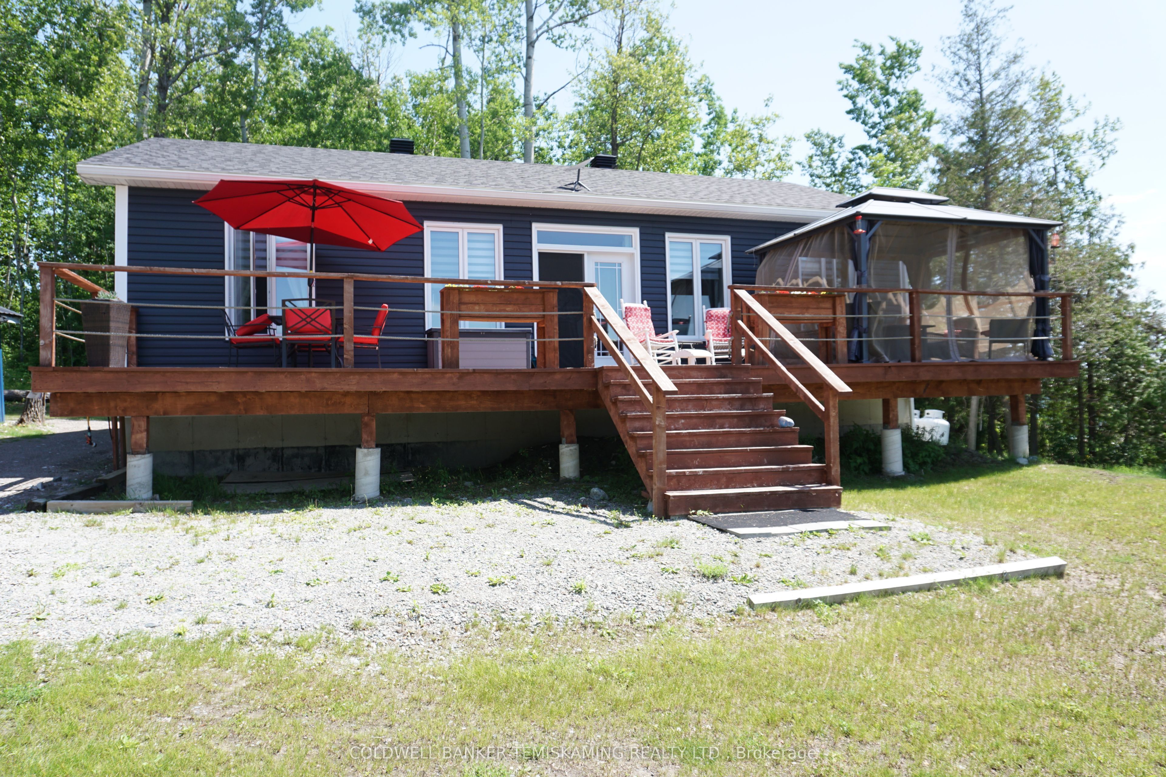 289804 Long Lake Road Property Photo 1