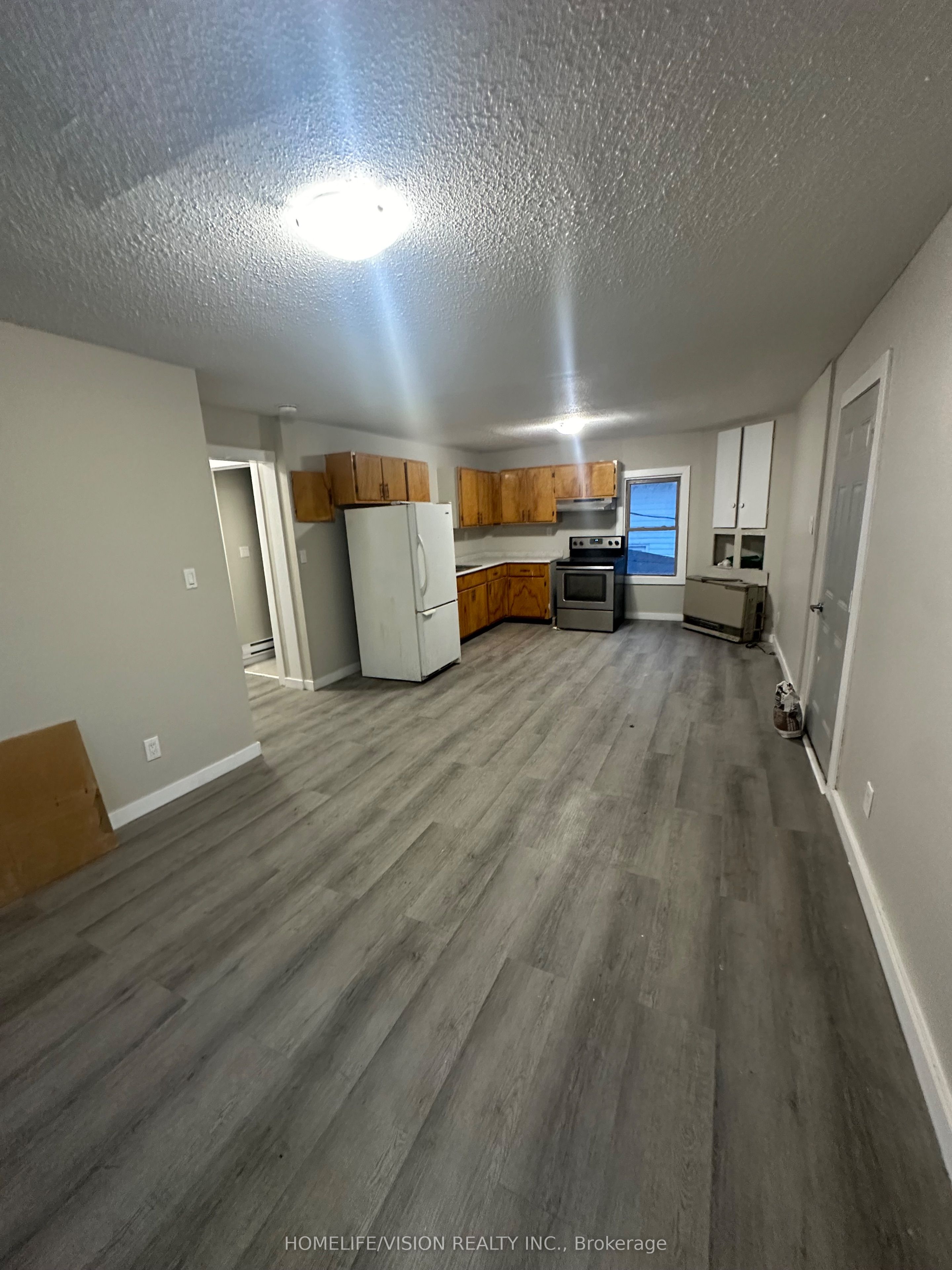 22 Kirkland Street W Upper / Unit C Property Photo 1