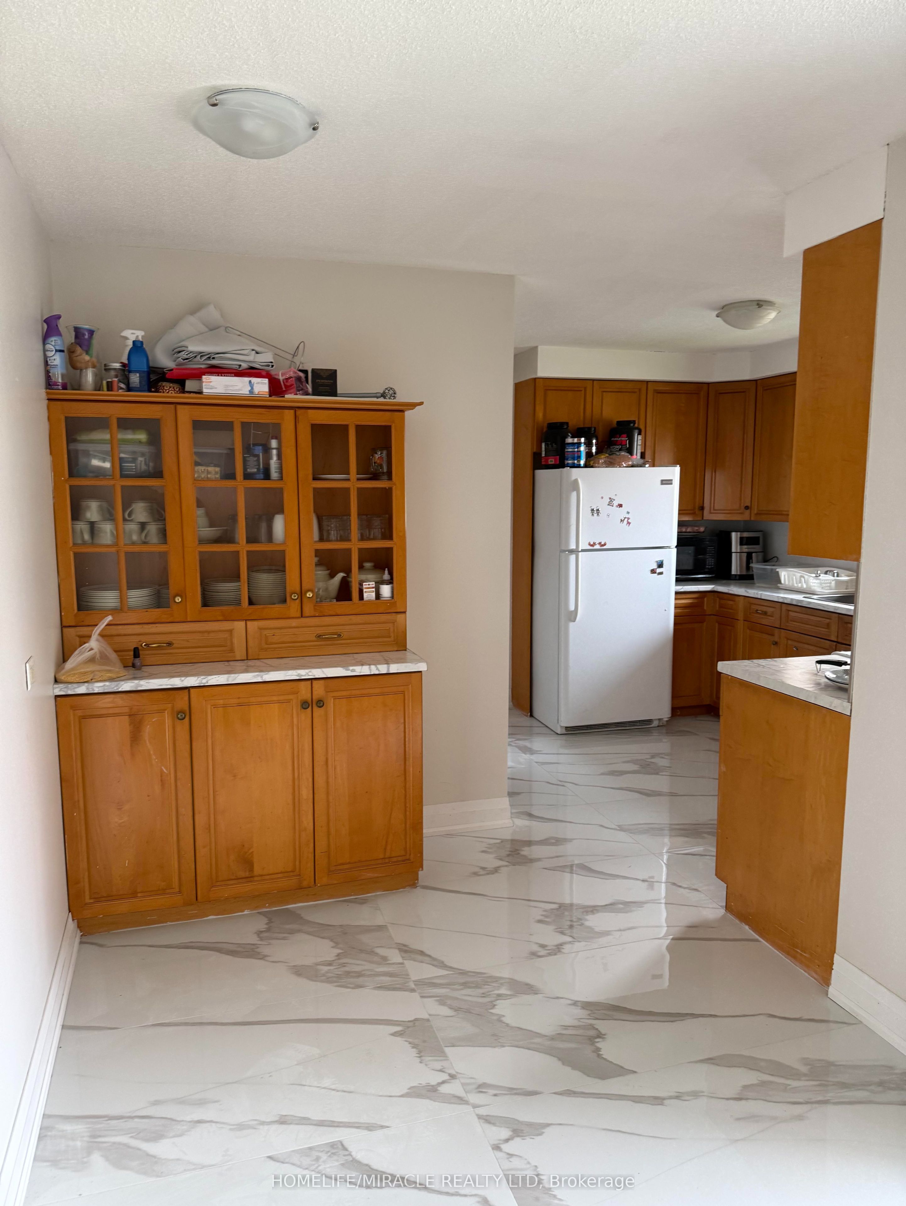 364 Brousseau Ave Property Photo 1