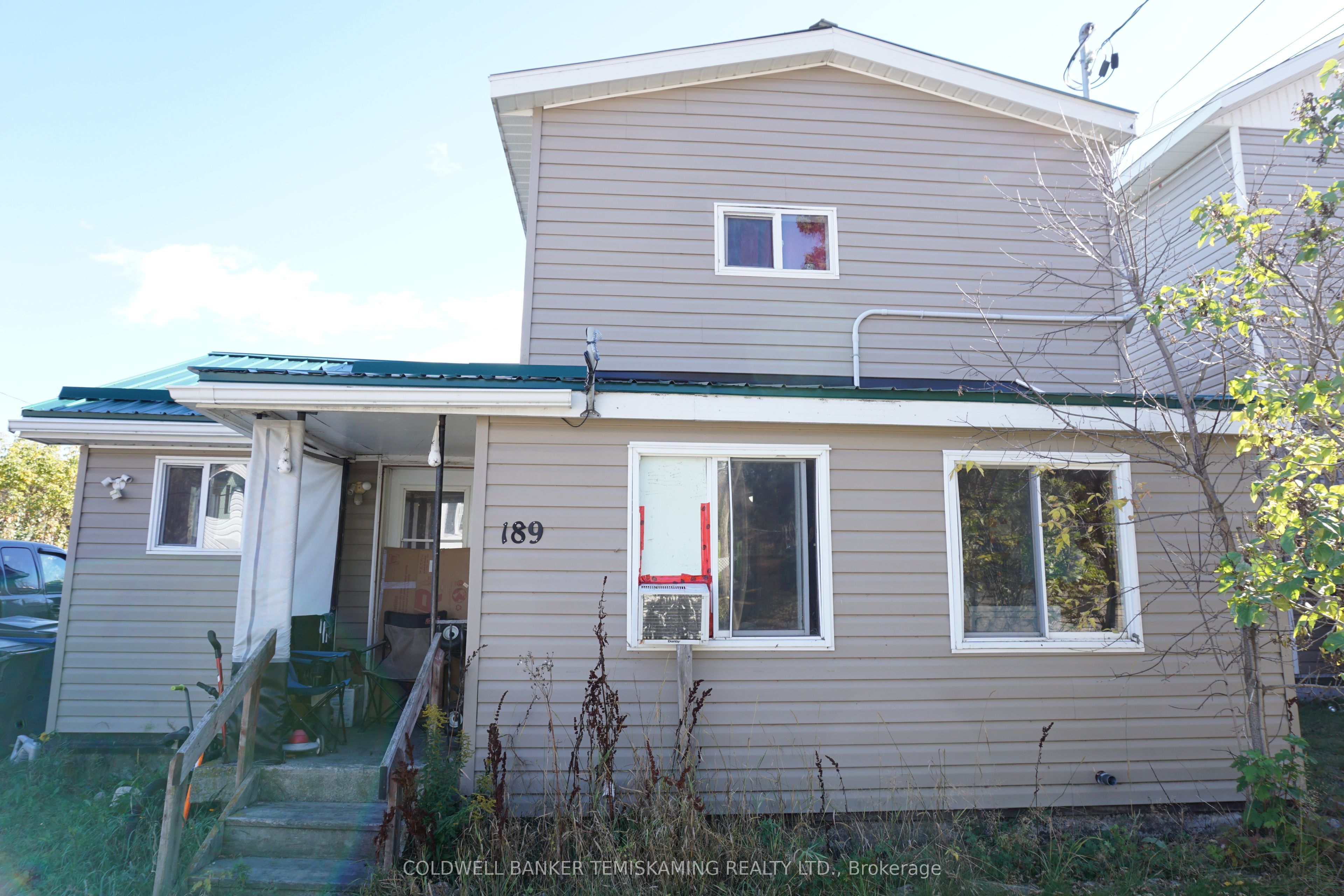 189 Lang Street Property Photo 1