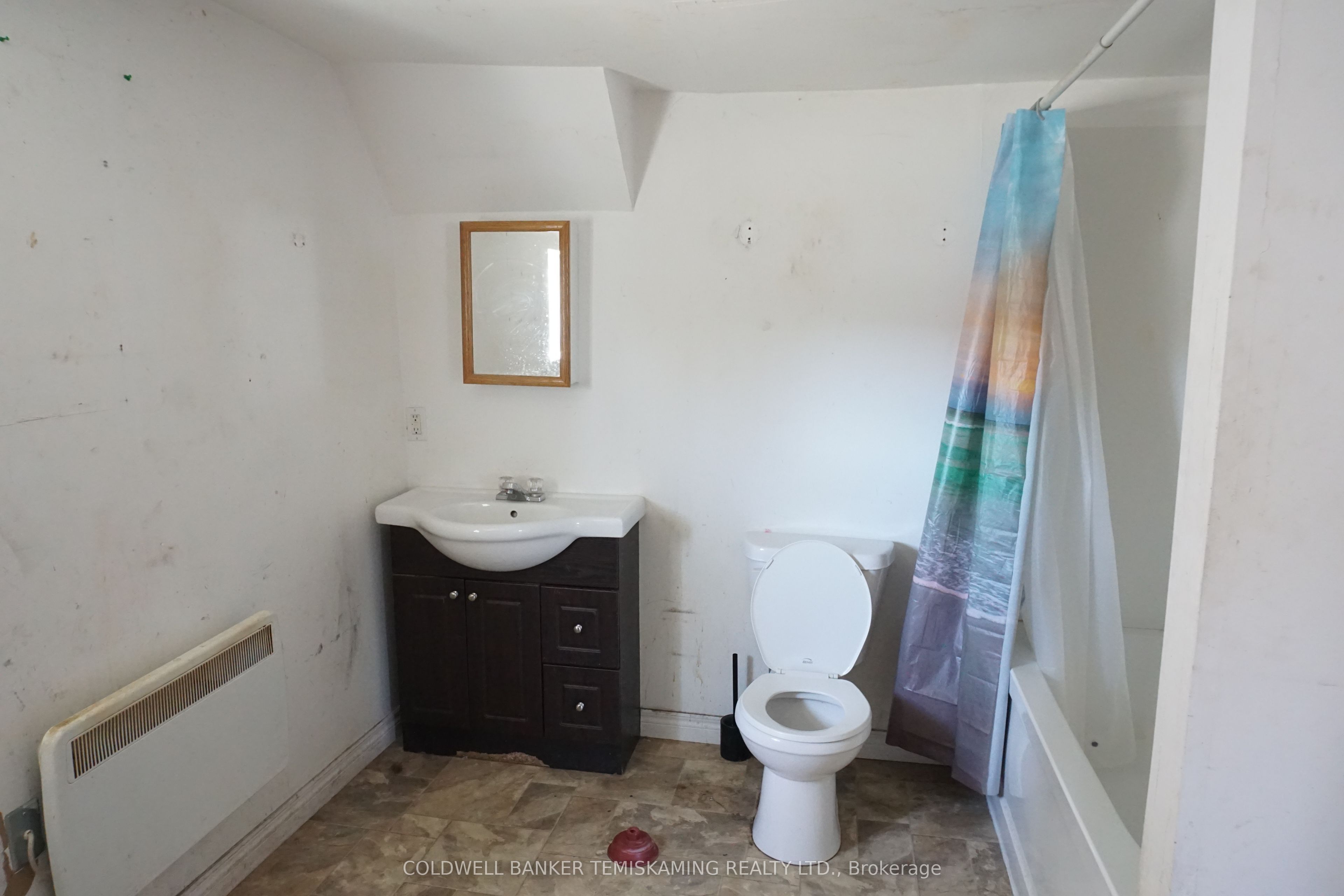 189 Lang Street Property Photo 18