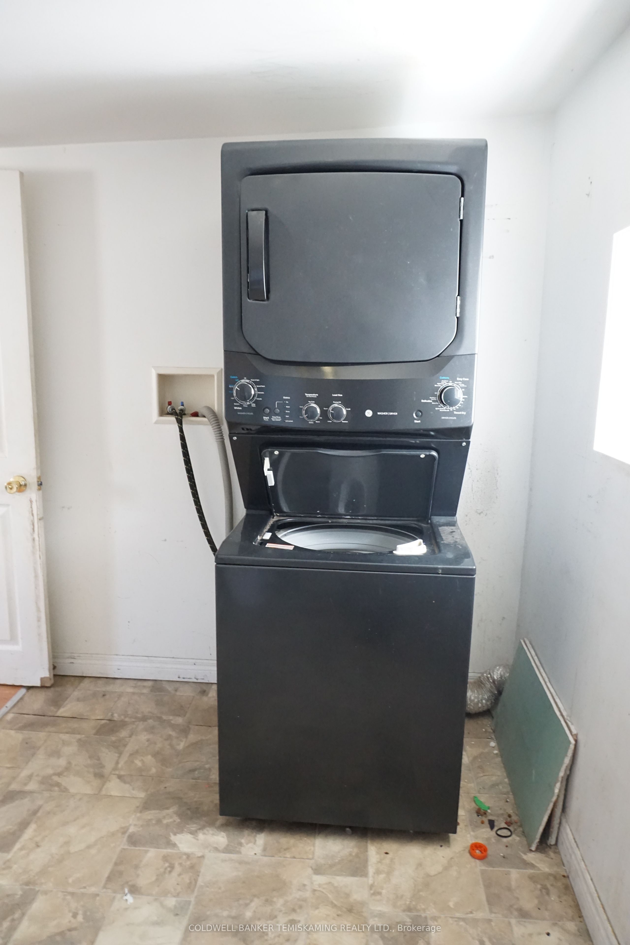 189 Lang Street Property Photo 20