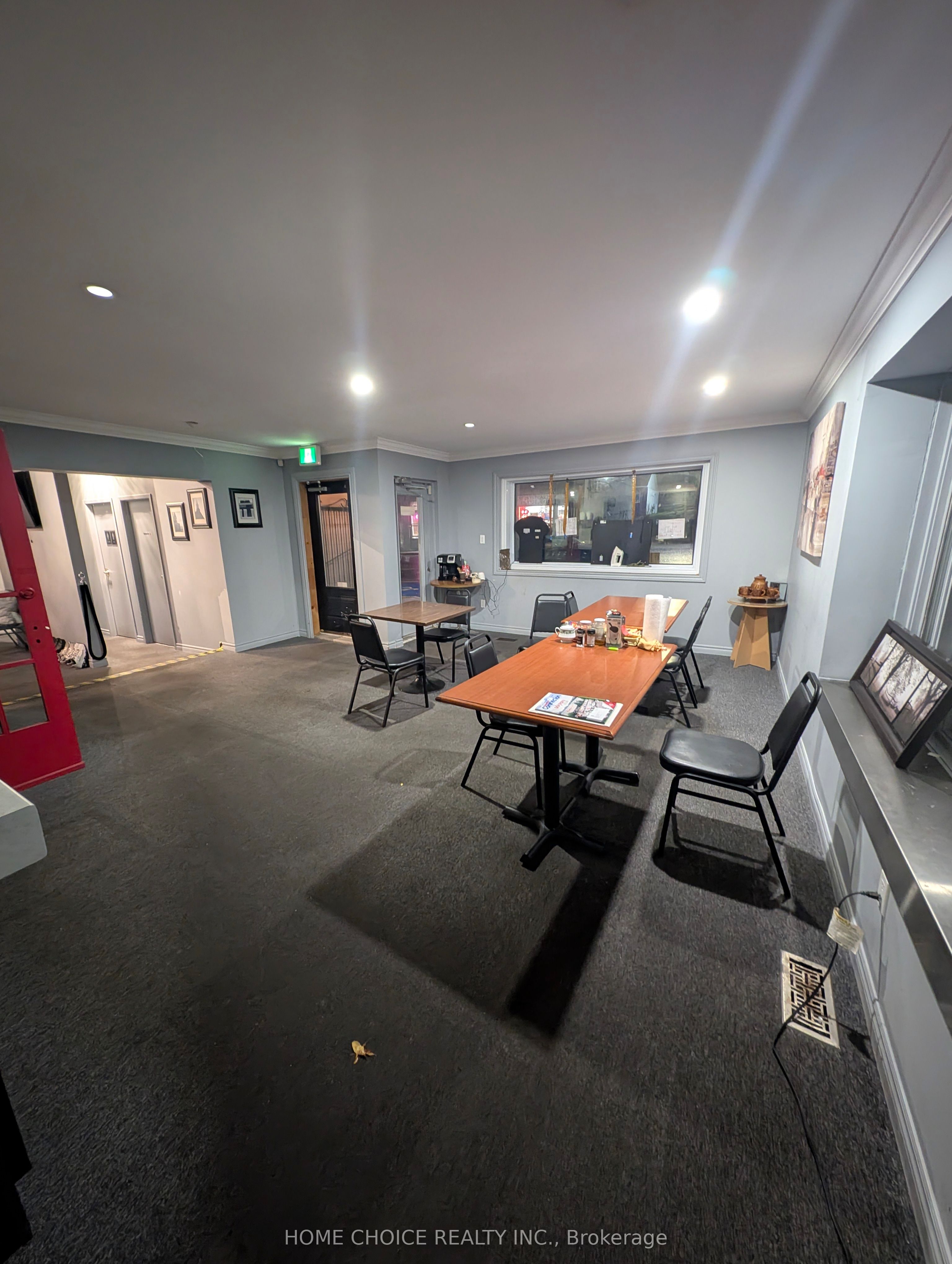 355 Main Street Property Photo 3