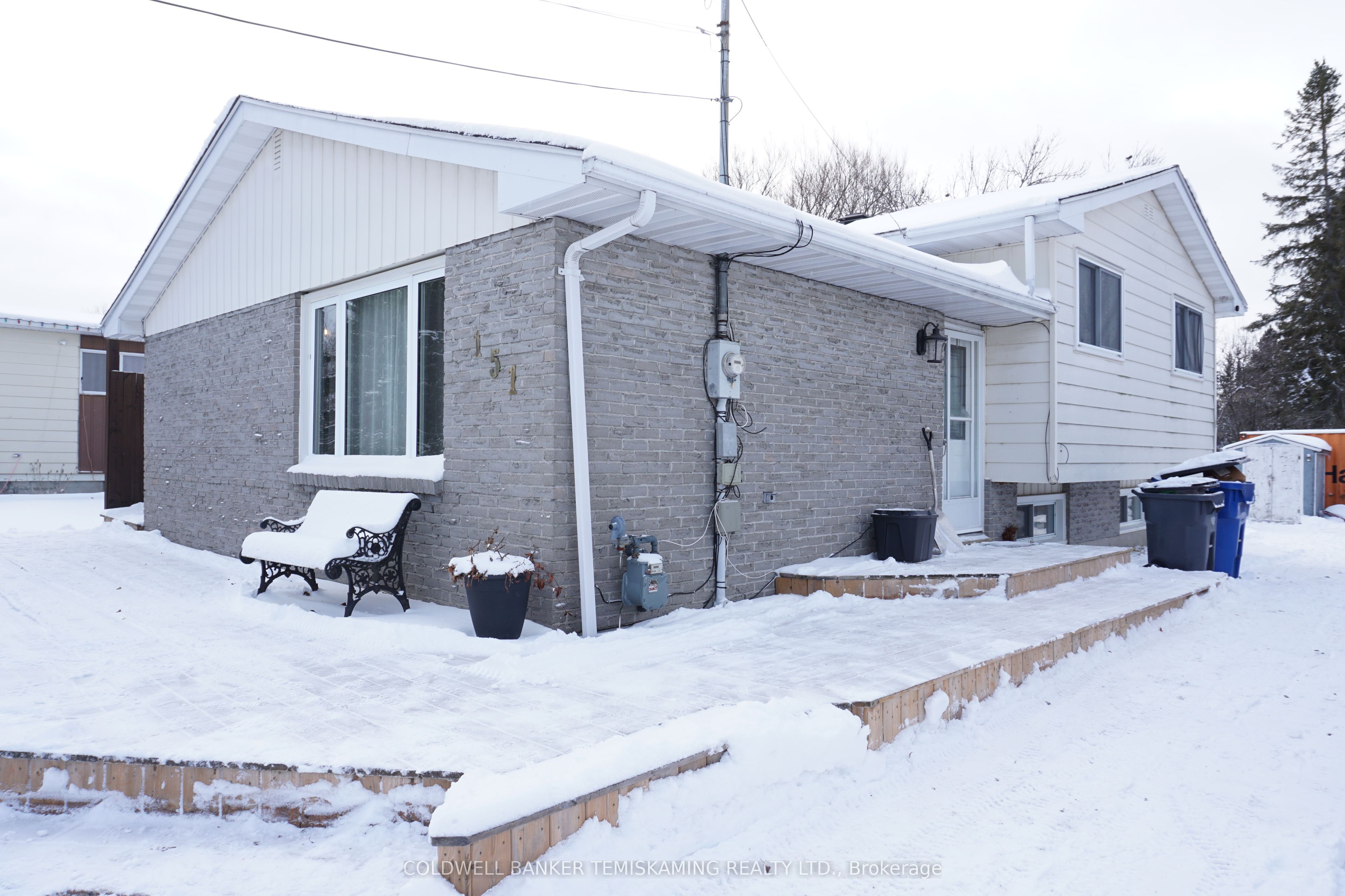 151 Carter Boulevard Property Photo 1