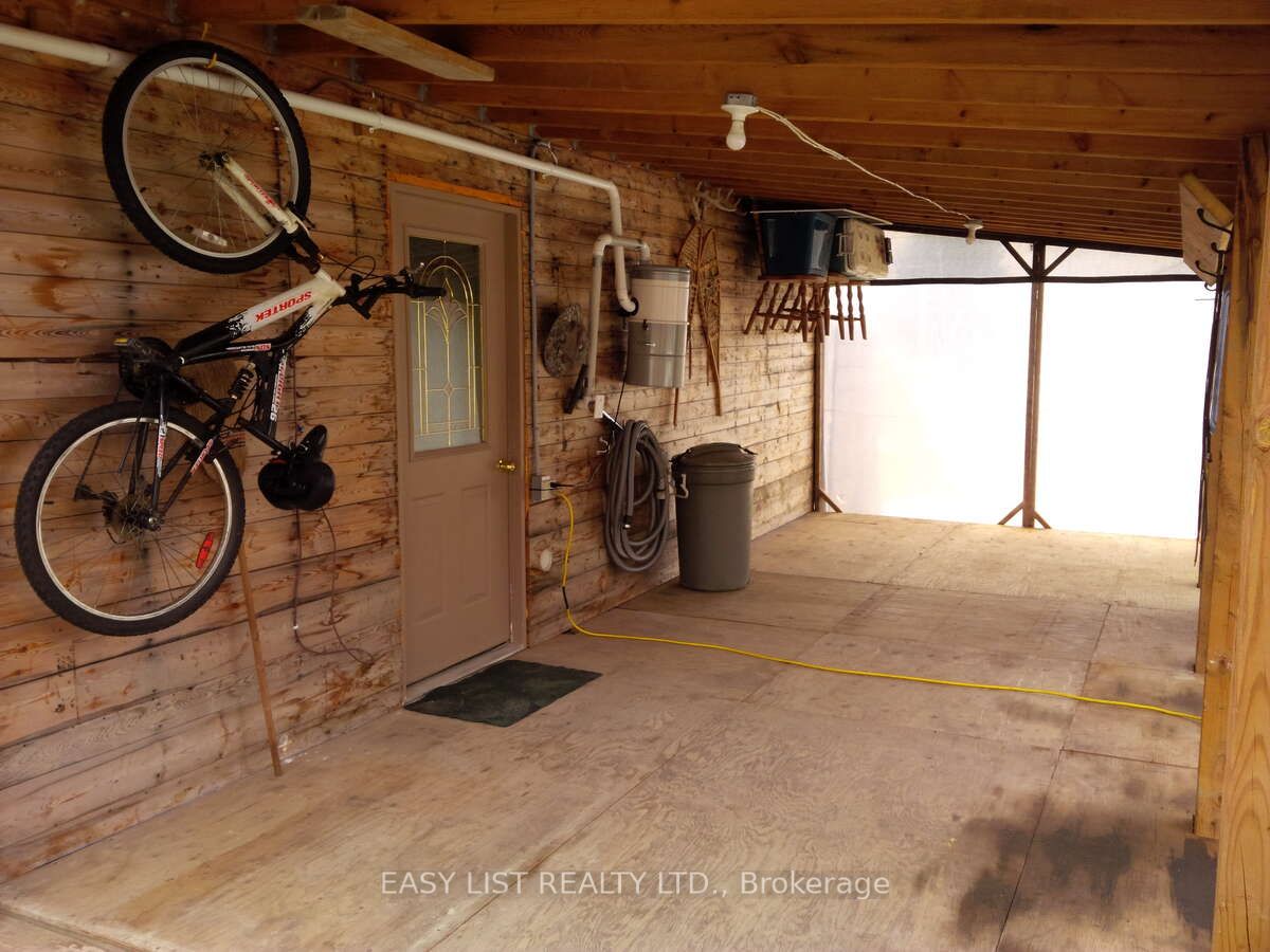 2414 Pearl Street Property Photo 4