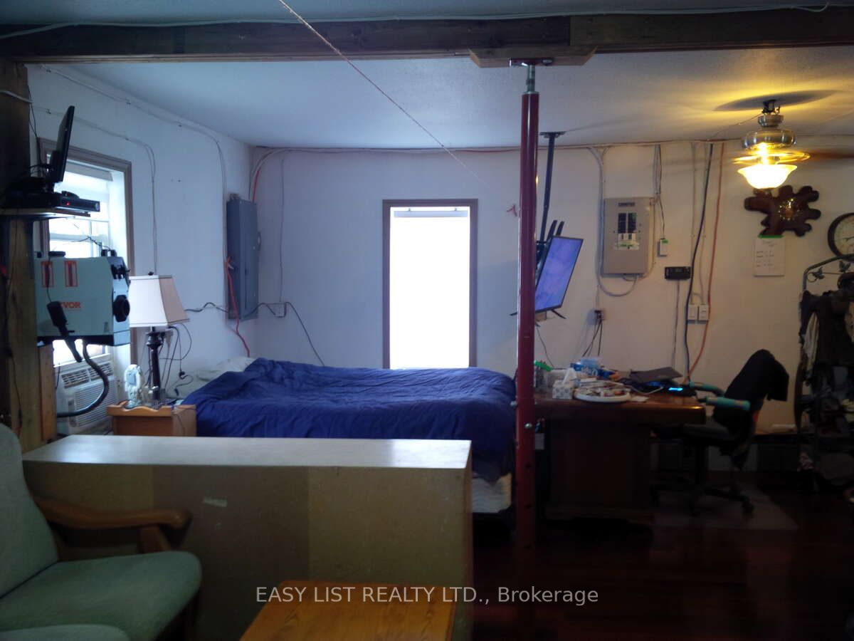 2414 Pearl Street Property Photo 5