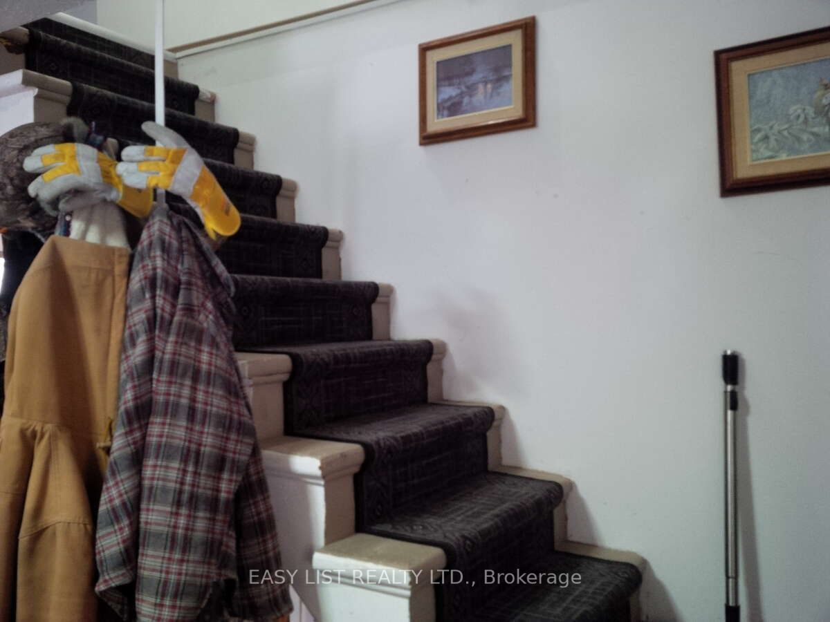 2414 Pearl Street Property Photo 11